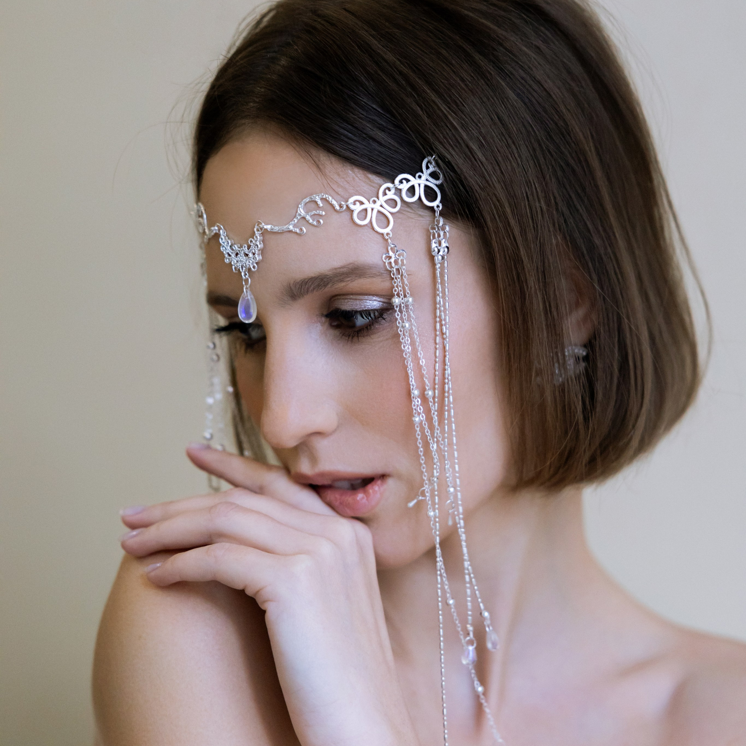 Свадебная фотосессия 14 февраля в студии вместо отеля. Свадебный фотограф Москва Москвовская область Санкт-Петербург