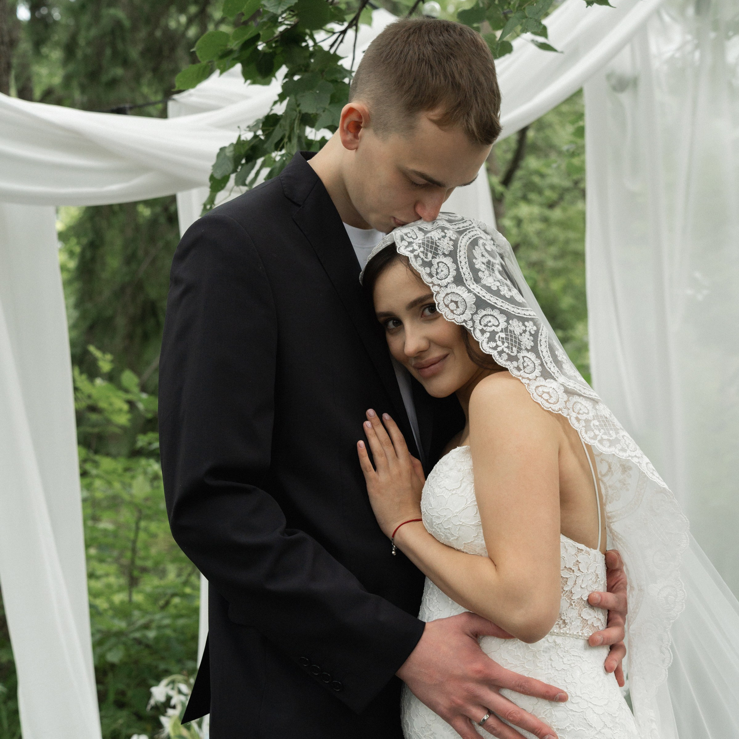 Свадьба на природе. Свадебный фотограф Москва Москвовская область Санкт-Петербург