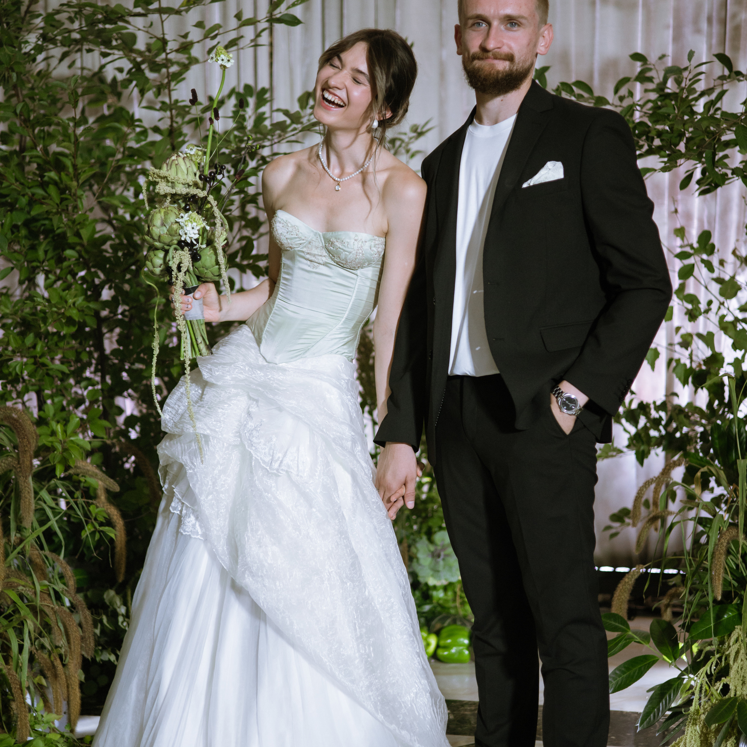 Vnukovo Village свадебная фотосессия с выездной регистрацияей жарким августом утро невесты в доме на природе и выездная регистрация. Свадебный фотограф Москва Москвовская область Санкт-Петербург