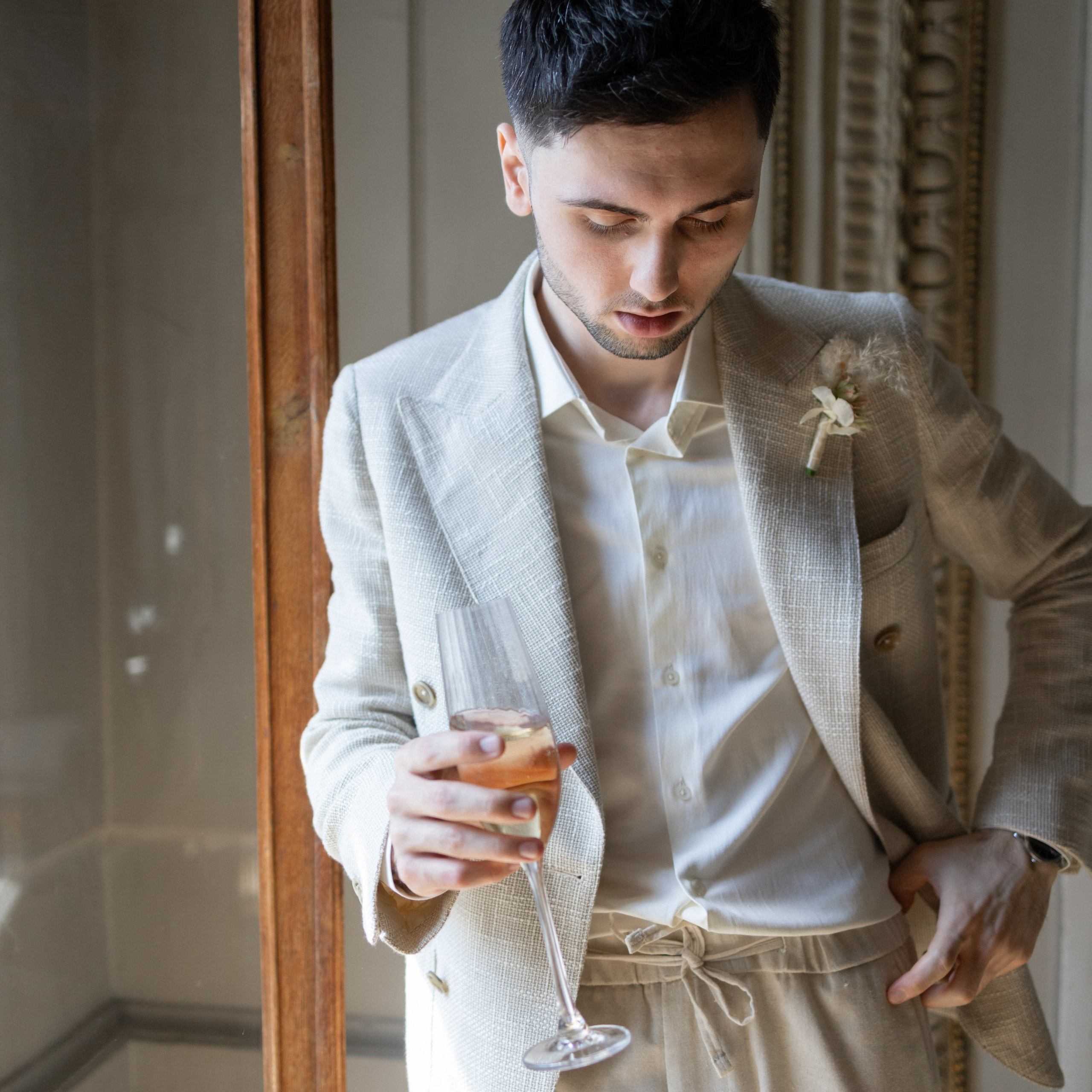 Свадебная фотосессия с банкетом Москва 21kult винтажная свадьба. Свадебный фотограф Москва Москвовская область Санкт-Петербург