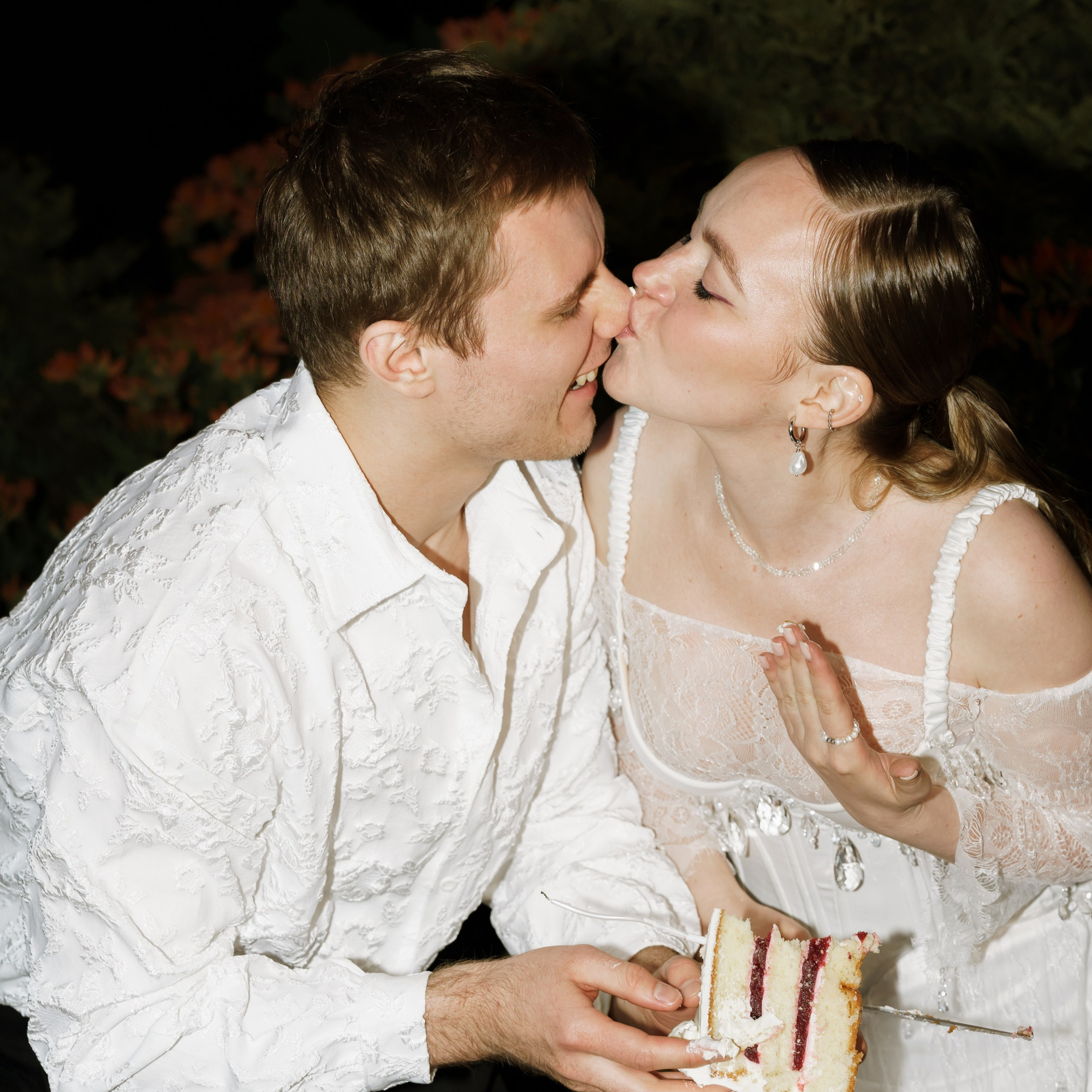 Даша и Даня загородный дом камерная свадьба. Свадебный фотограф Москва Москвовская область Санкт-Петербург