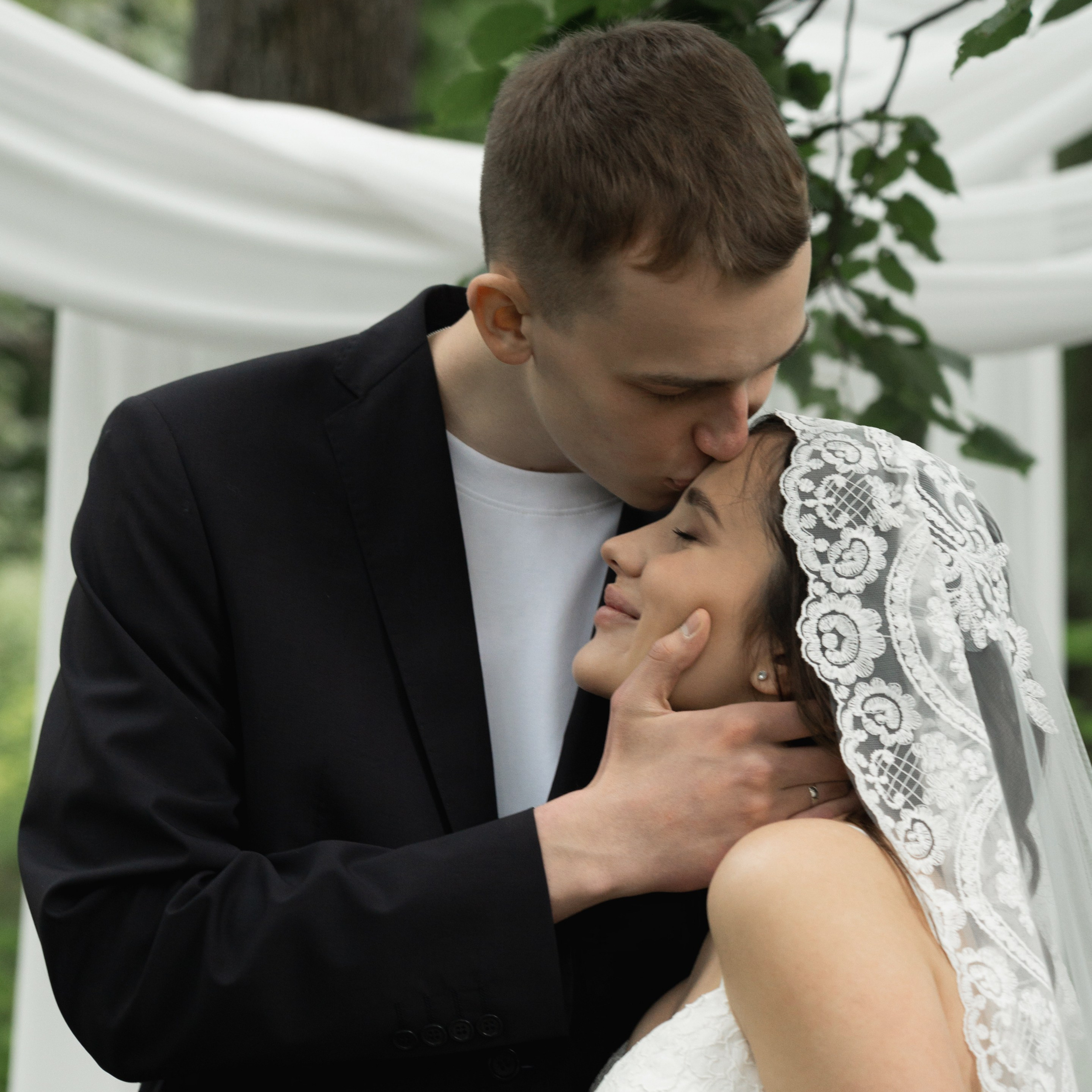 Свадьба на природе. Свадебный фотограф Москва Москвовская область Санкт-Петербург