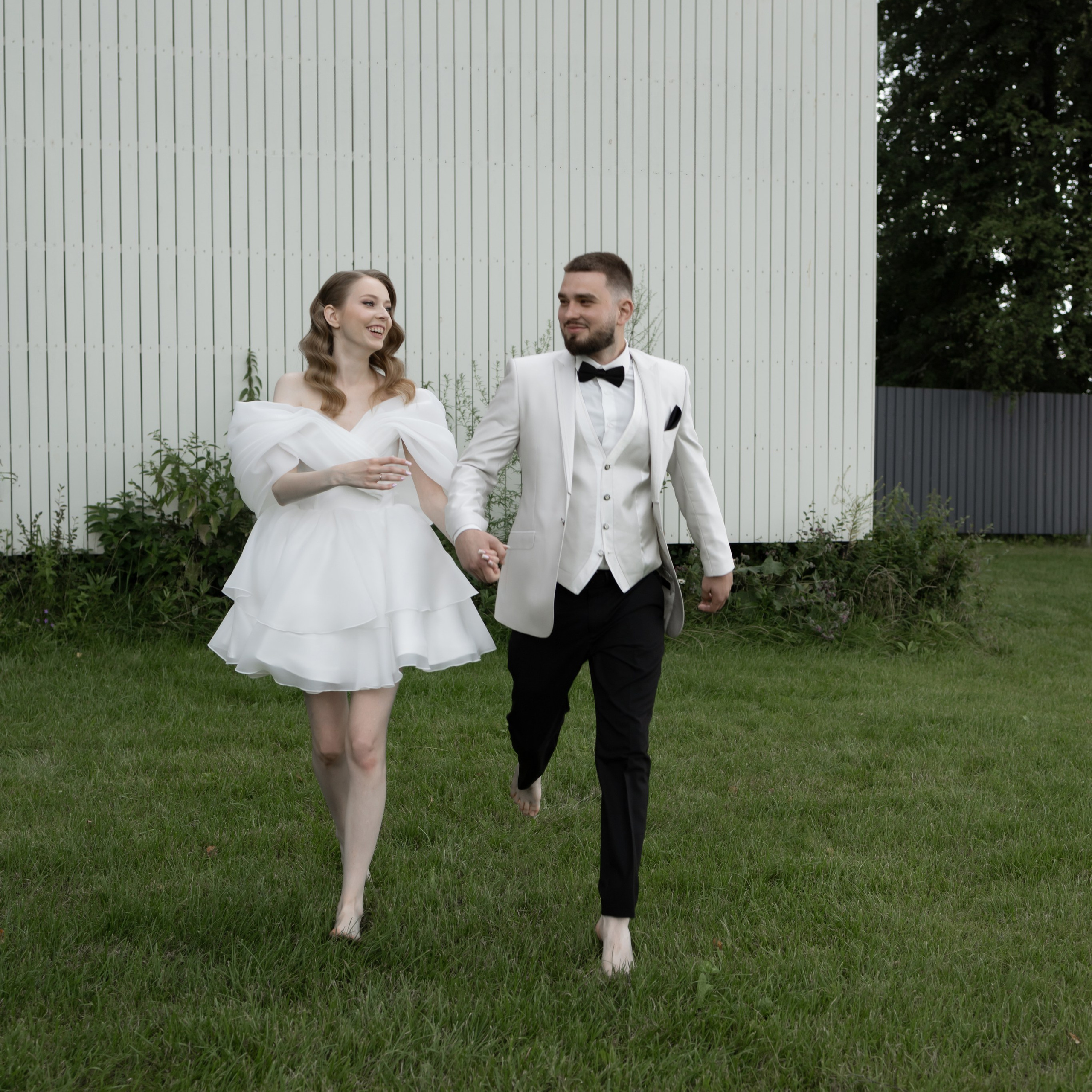 Свадьба на 50 человек на озере Сенеж площадка the Sun выездная регистрация. Свадебный фотограф Москва Москвовская область Санкт-Петербург