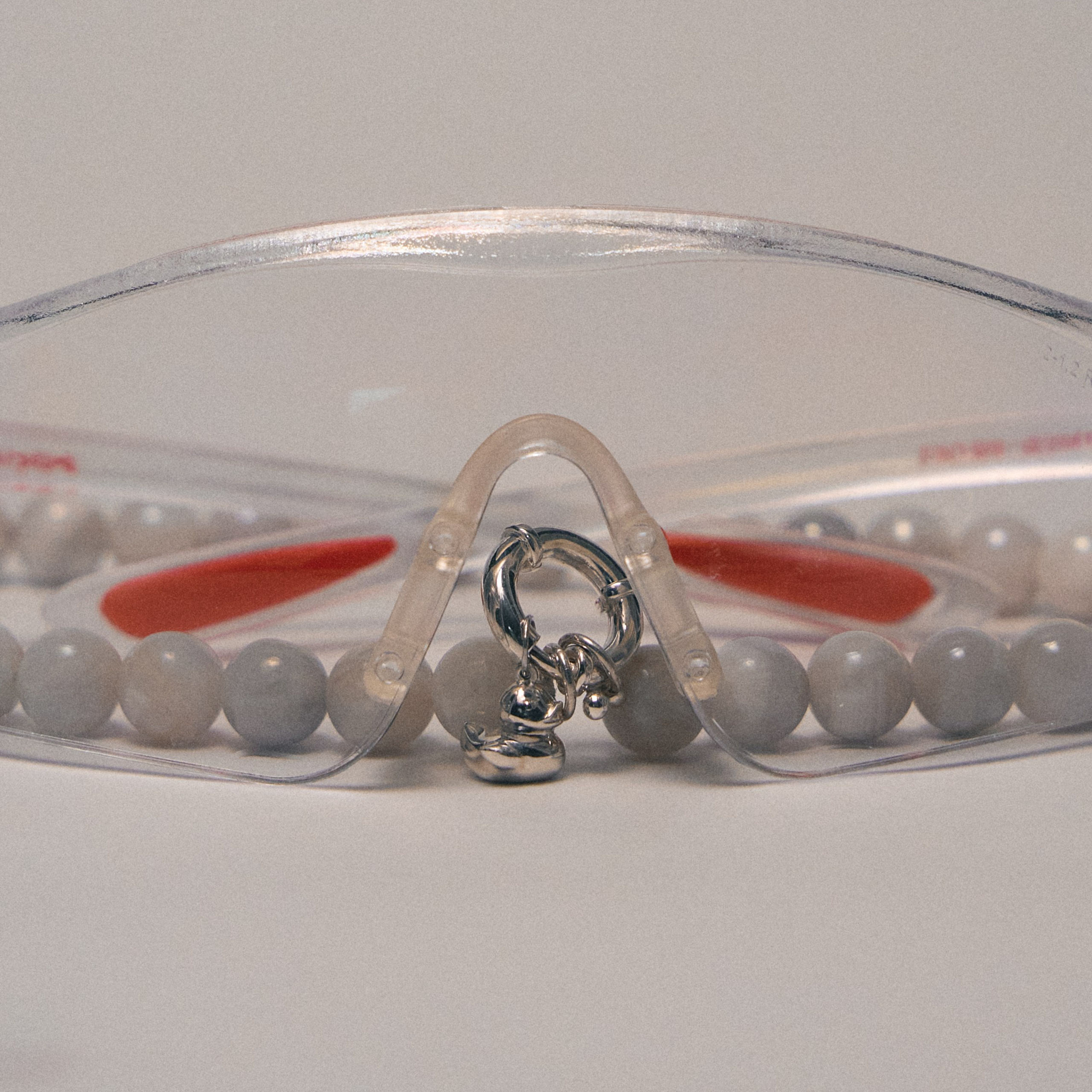 М11. Лендинг