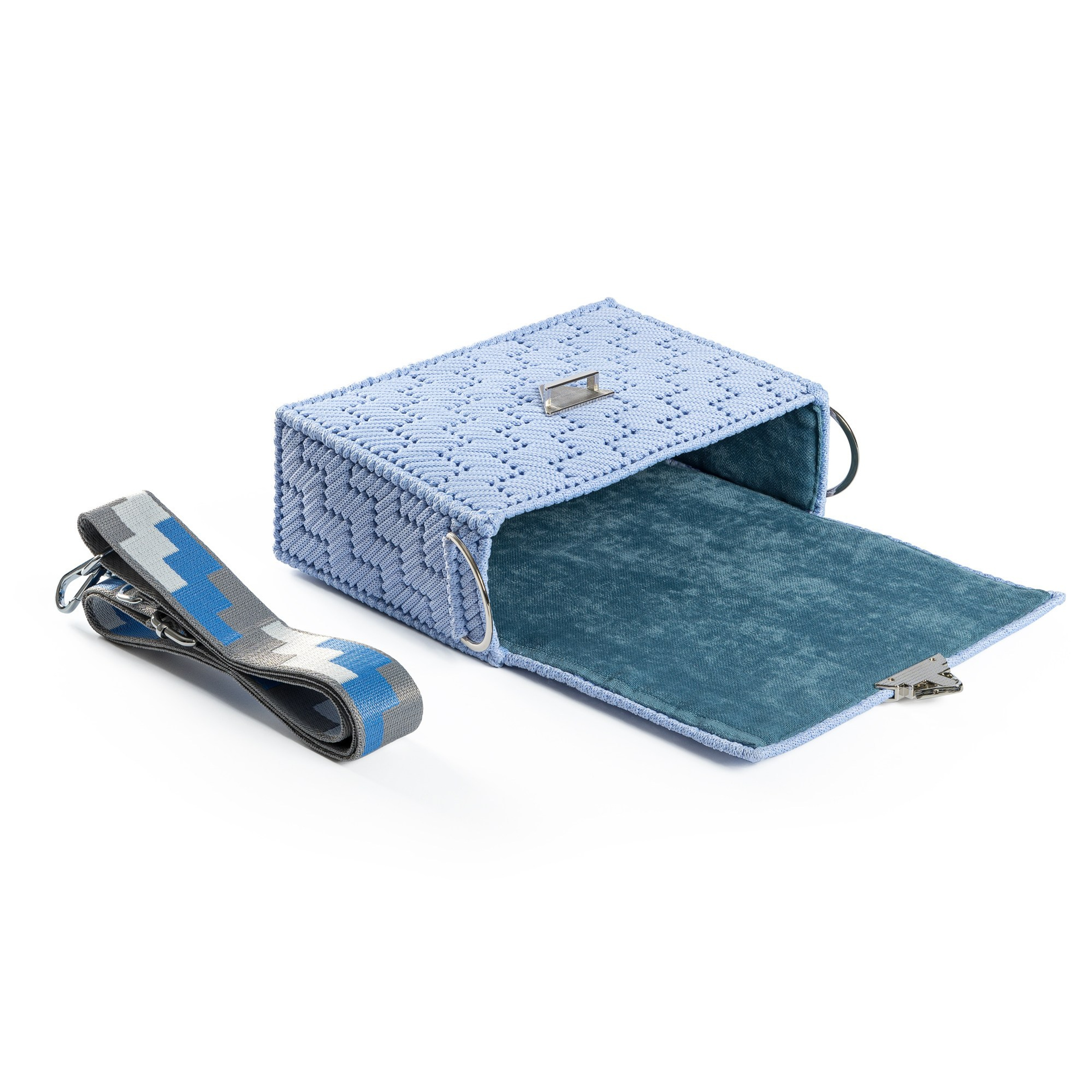 Женская сумка ручной работы открытая