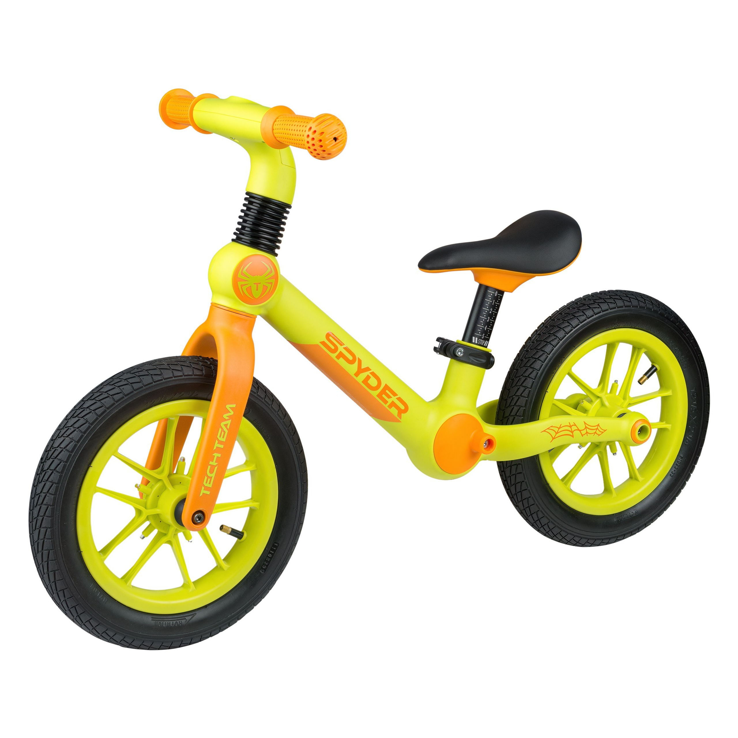 Детский беговел на надувных колесах