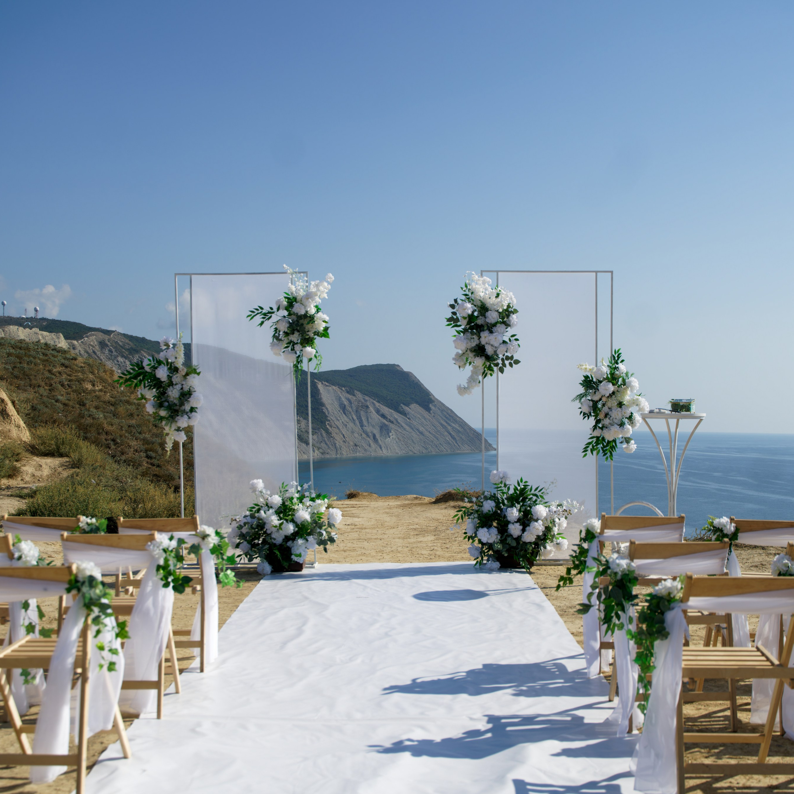 Декор для выездной регистрации. Главная