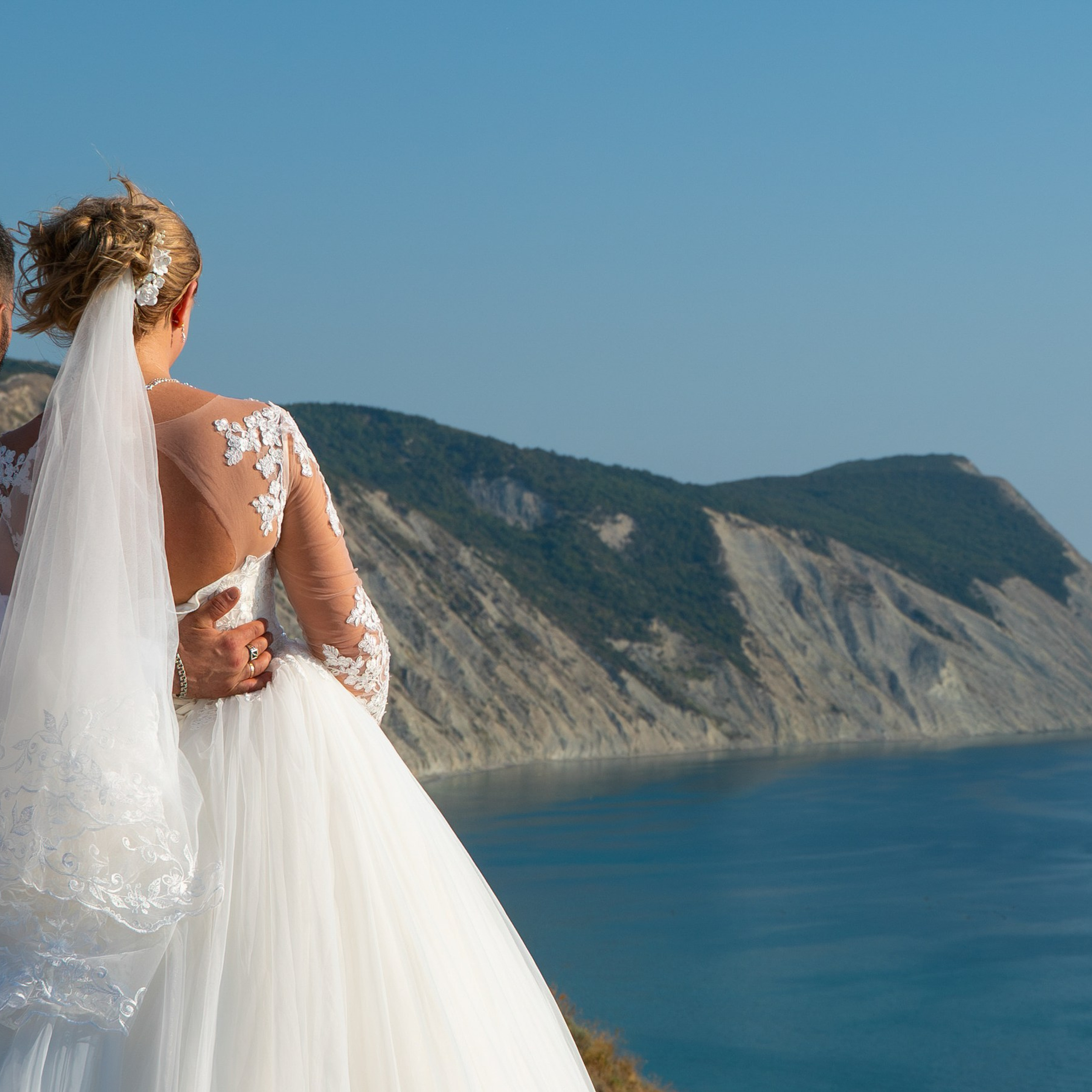 Создание семьи Рустама и Алины. Главная