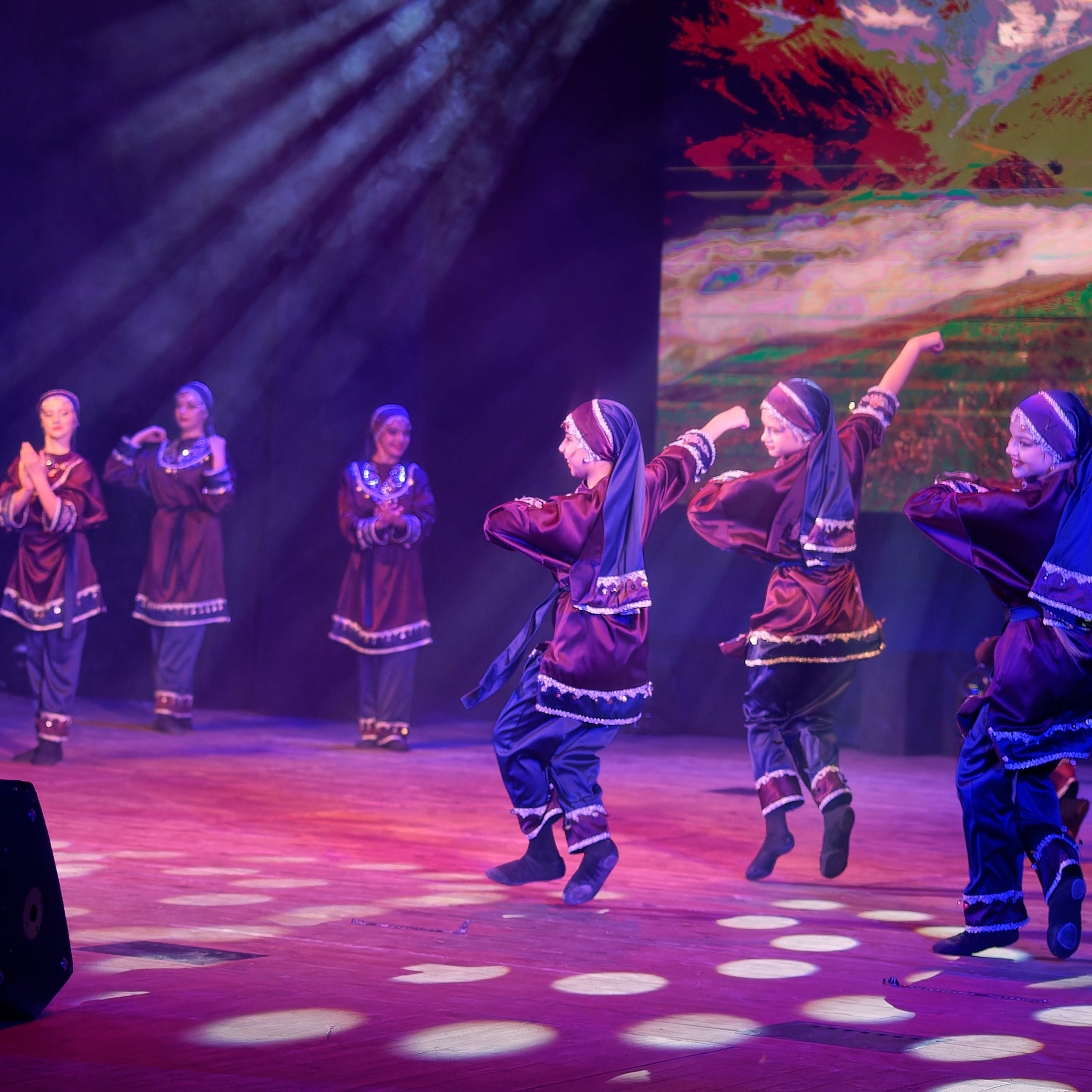 Дух Кавказа. Школа кавказских танцев. Главная