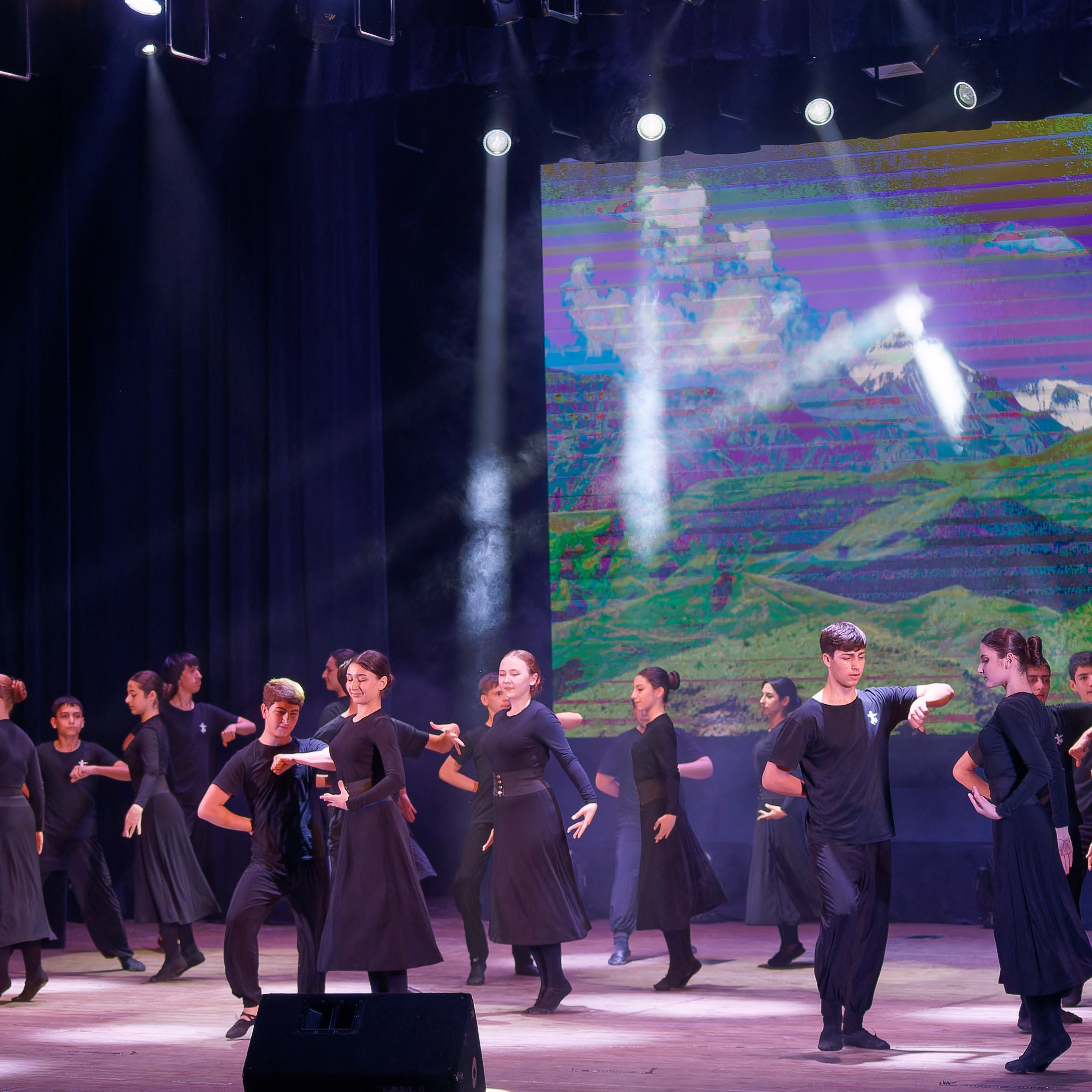 Дух Кавказа. Школа кавказских танцев. Главная