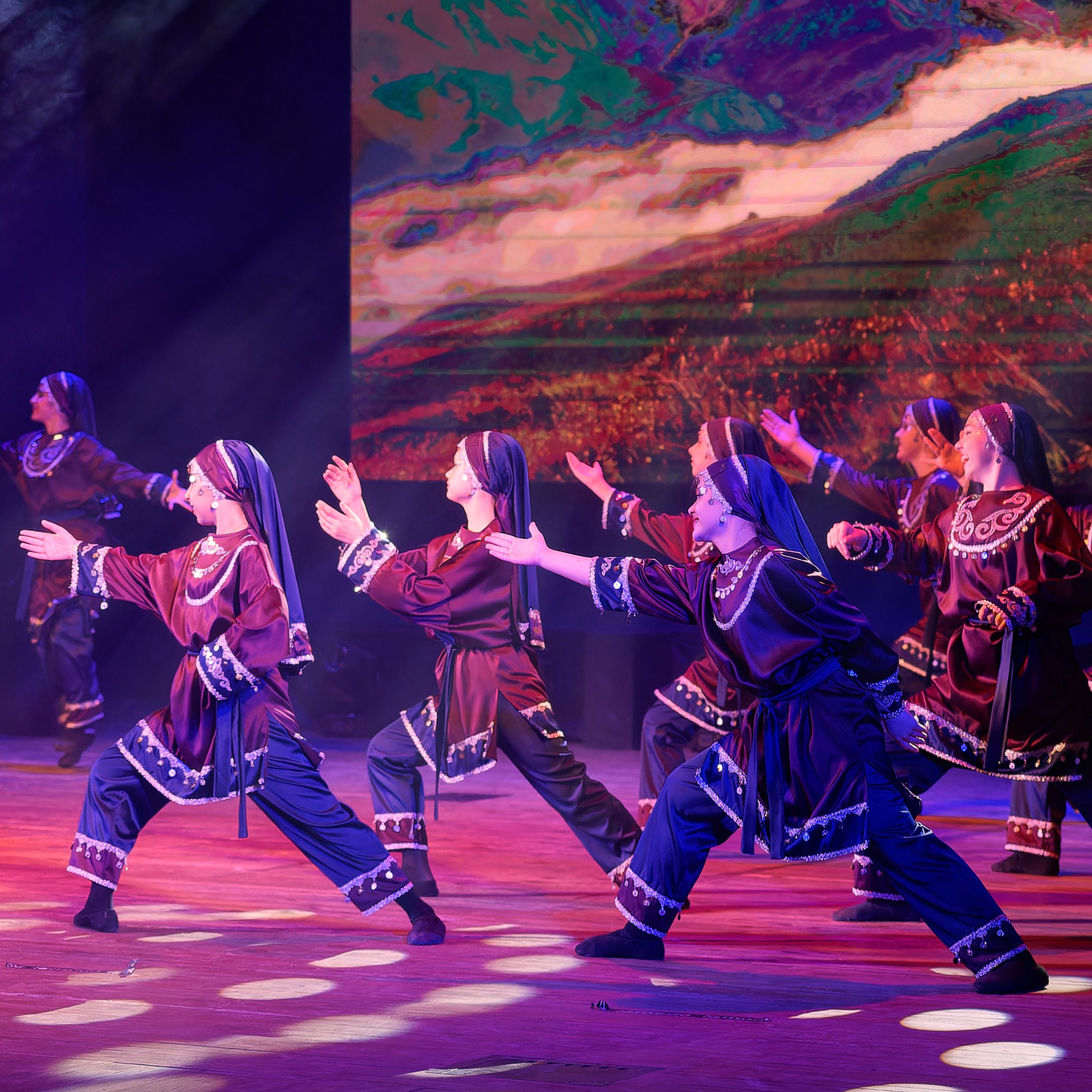 Дух Кавказа. Школа кавказских танцев. Главная