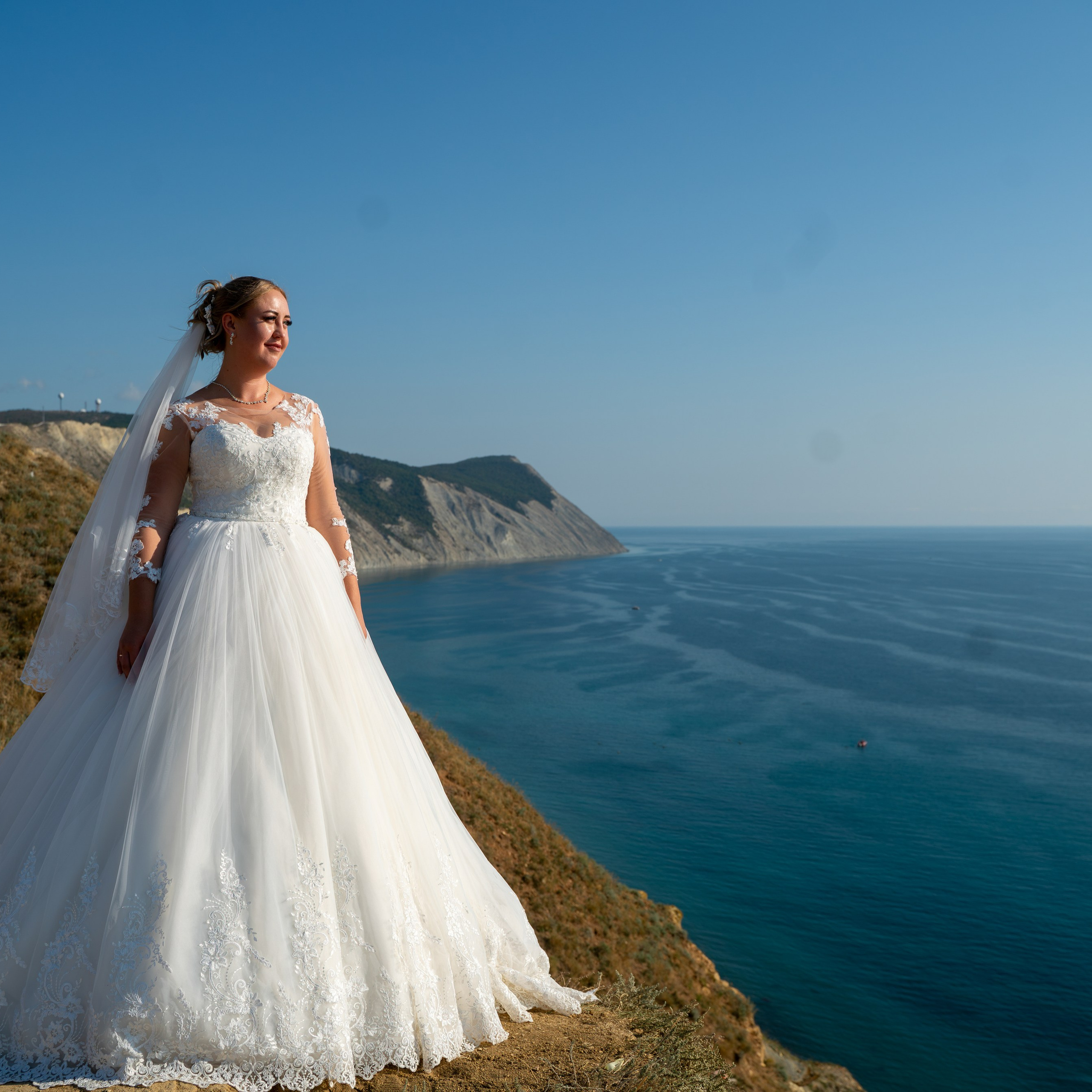 Создание семьи Рустама и Алины. Главная