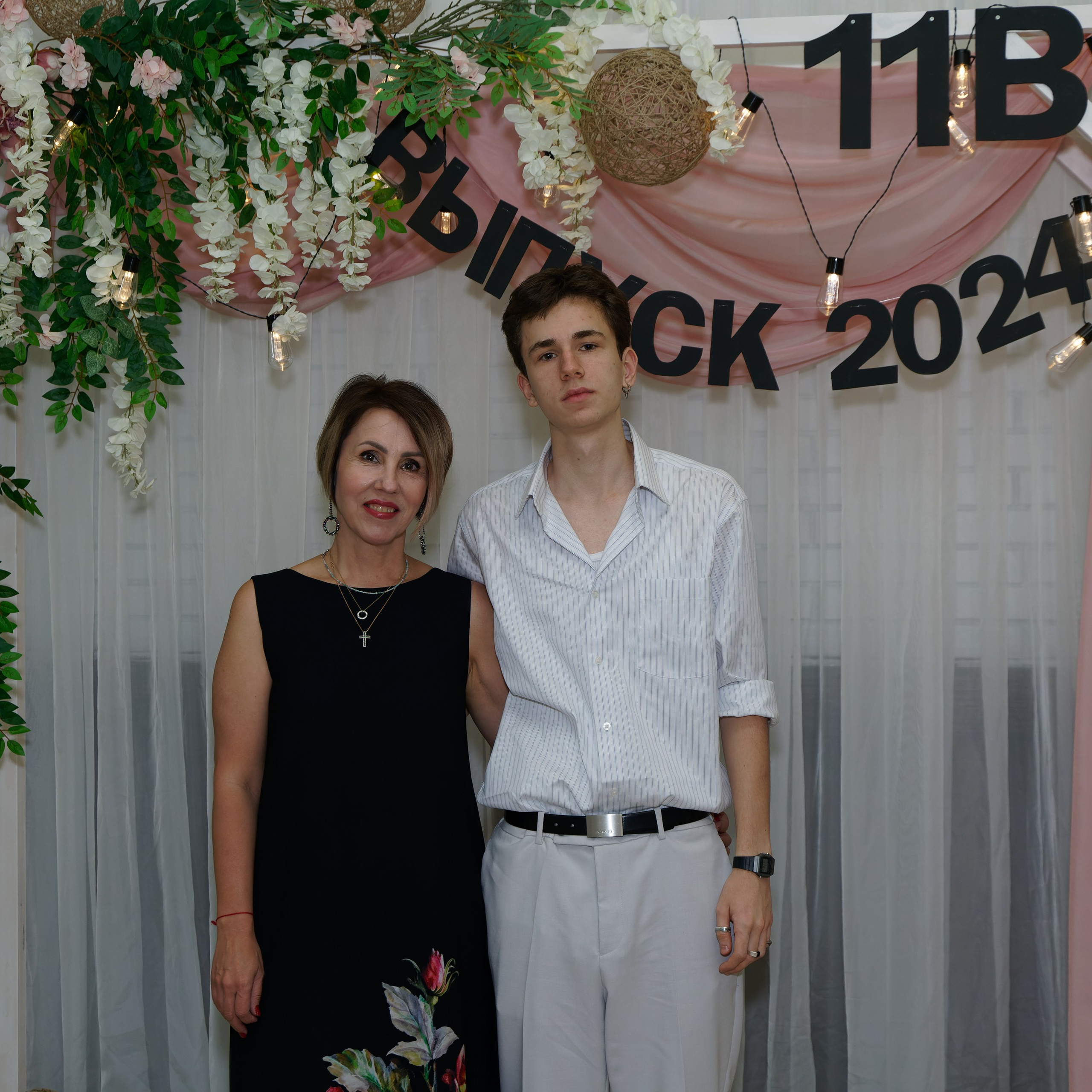 Выпускной 11В. Главная