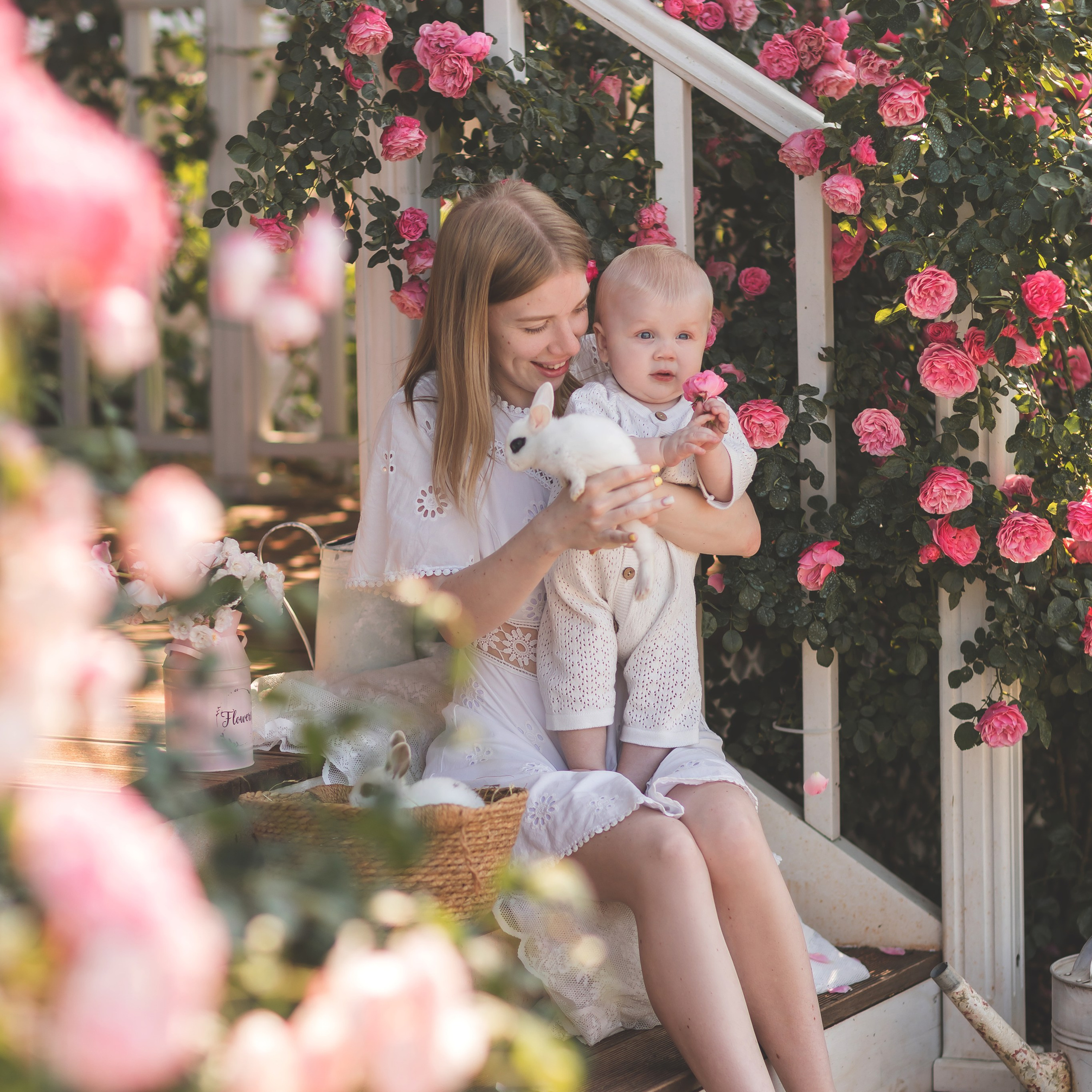 Крыльцо с&nbsp;розами