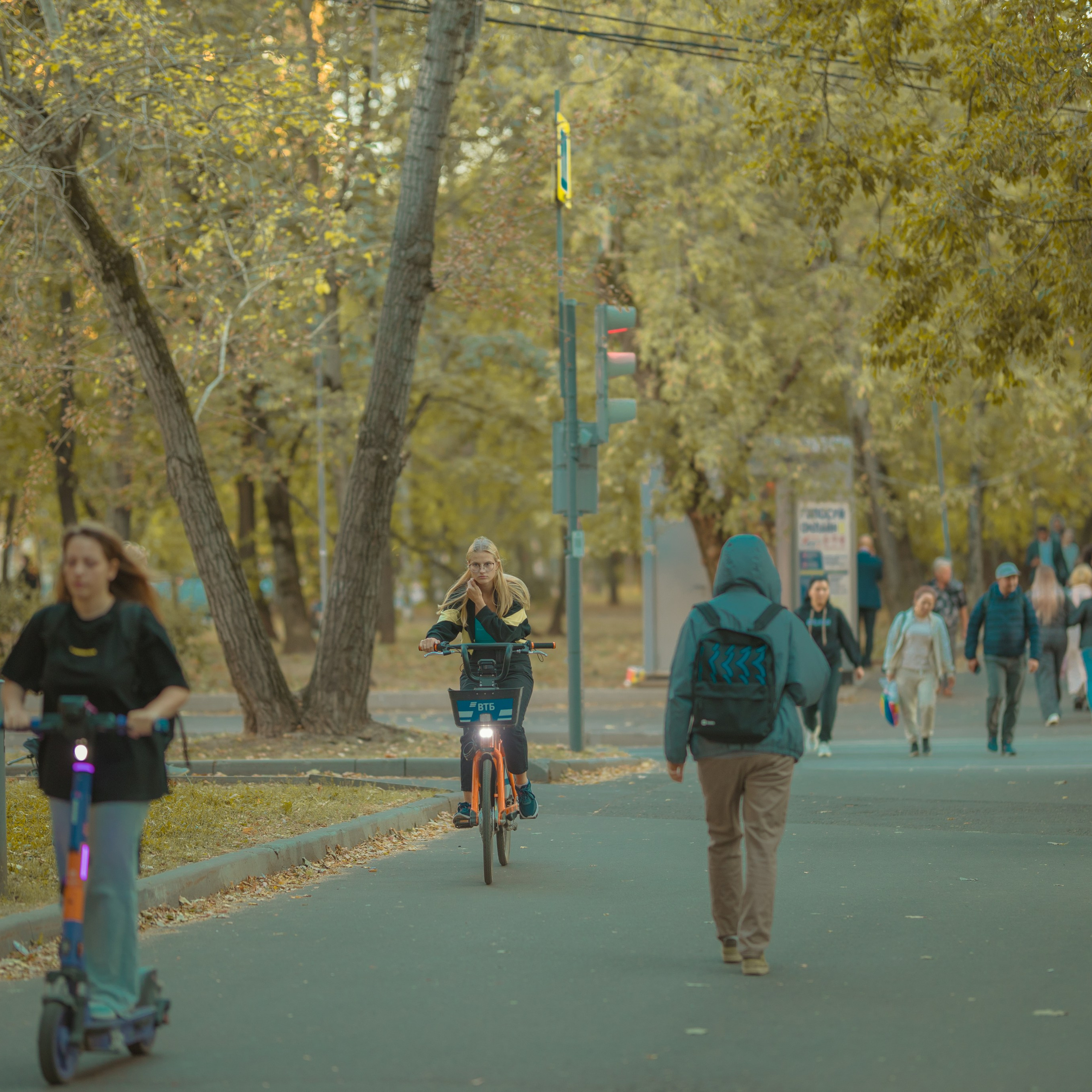 Evening walk, 20/09/2024. Фотограф Денис Болдинов. Москва