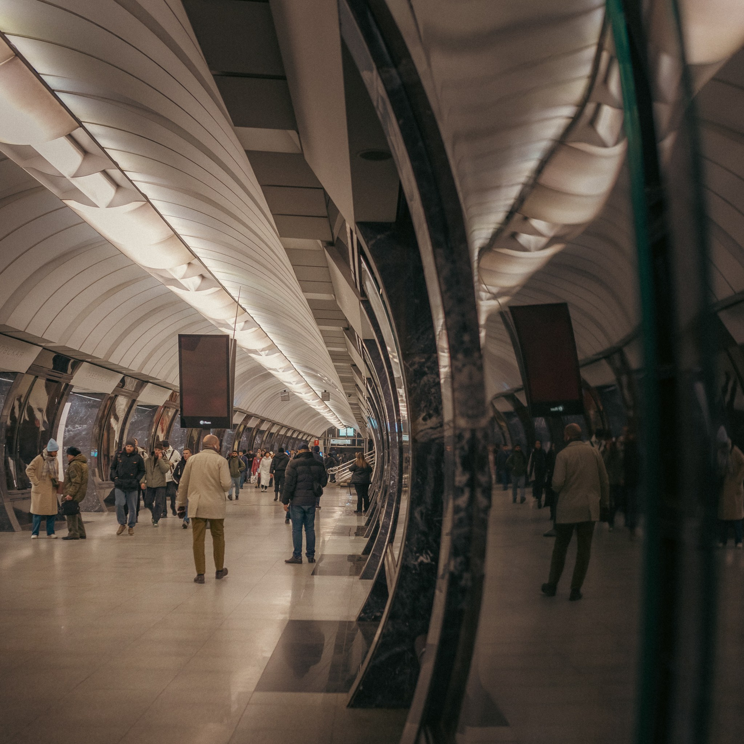 Прогулка, Москва, 11.2024. Фотограф Денис Болдинов. Москва