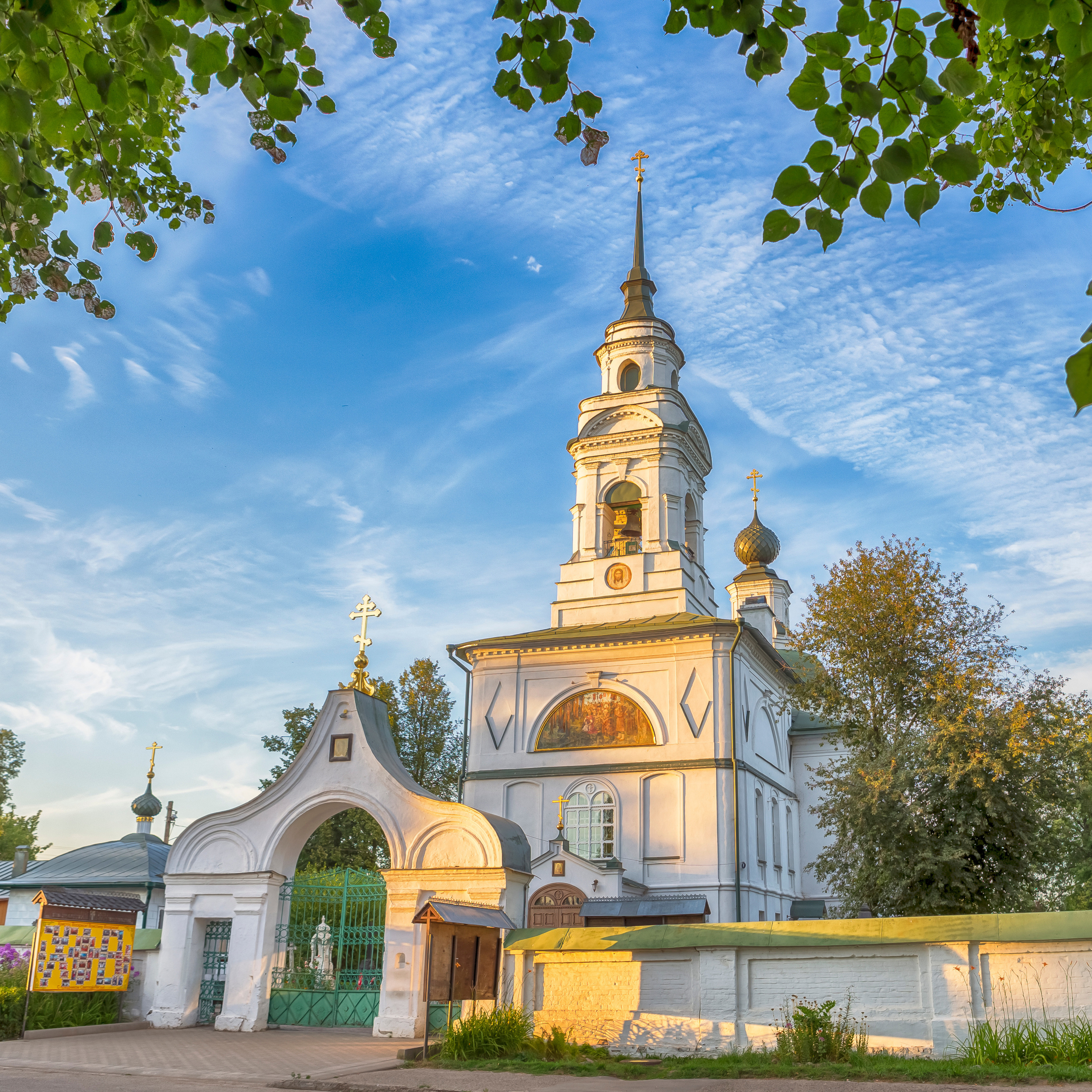 Никитская церковь в Калуге. Профессиональная фото и видеосъемка. Москва
