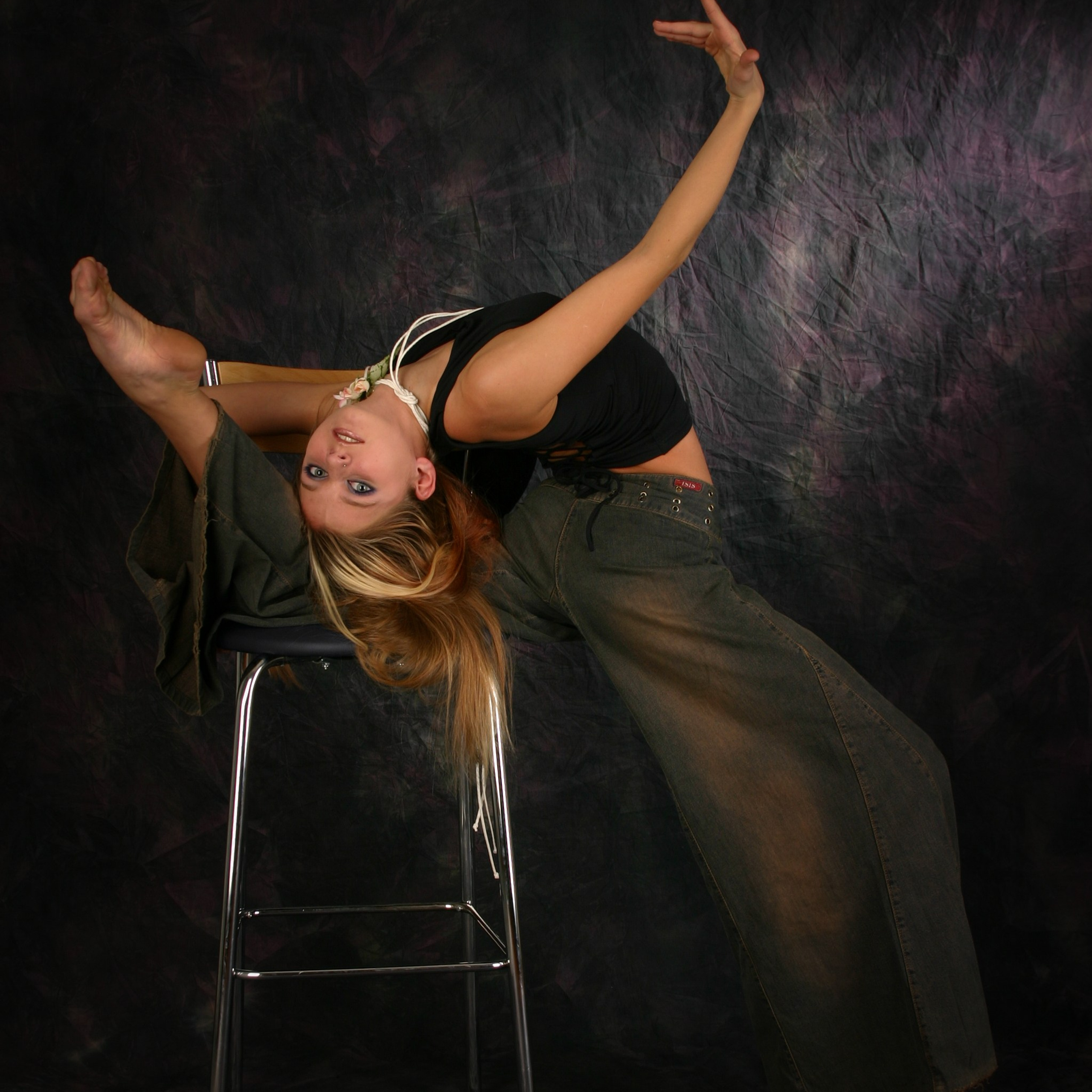 Гимнастка 001. Fantastic-Bodies photo performance