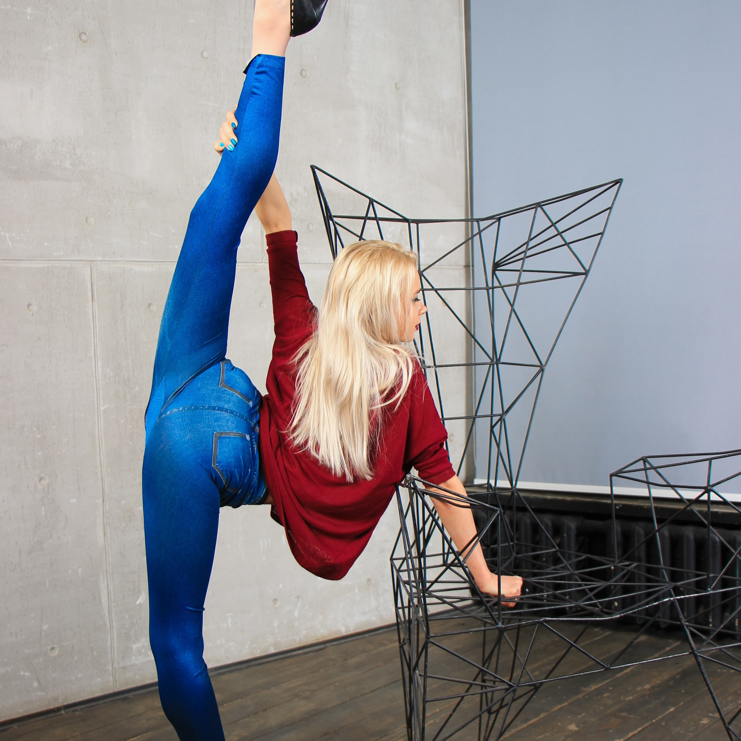 Гимнастка 010. Fantastic-Bodies photo performance