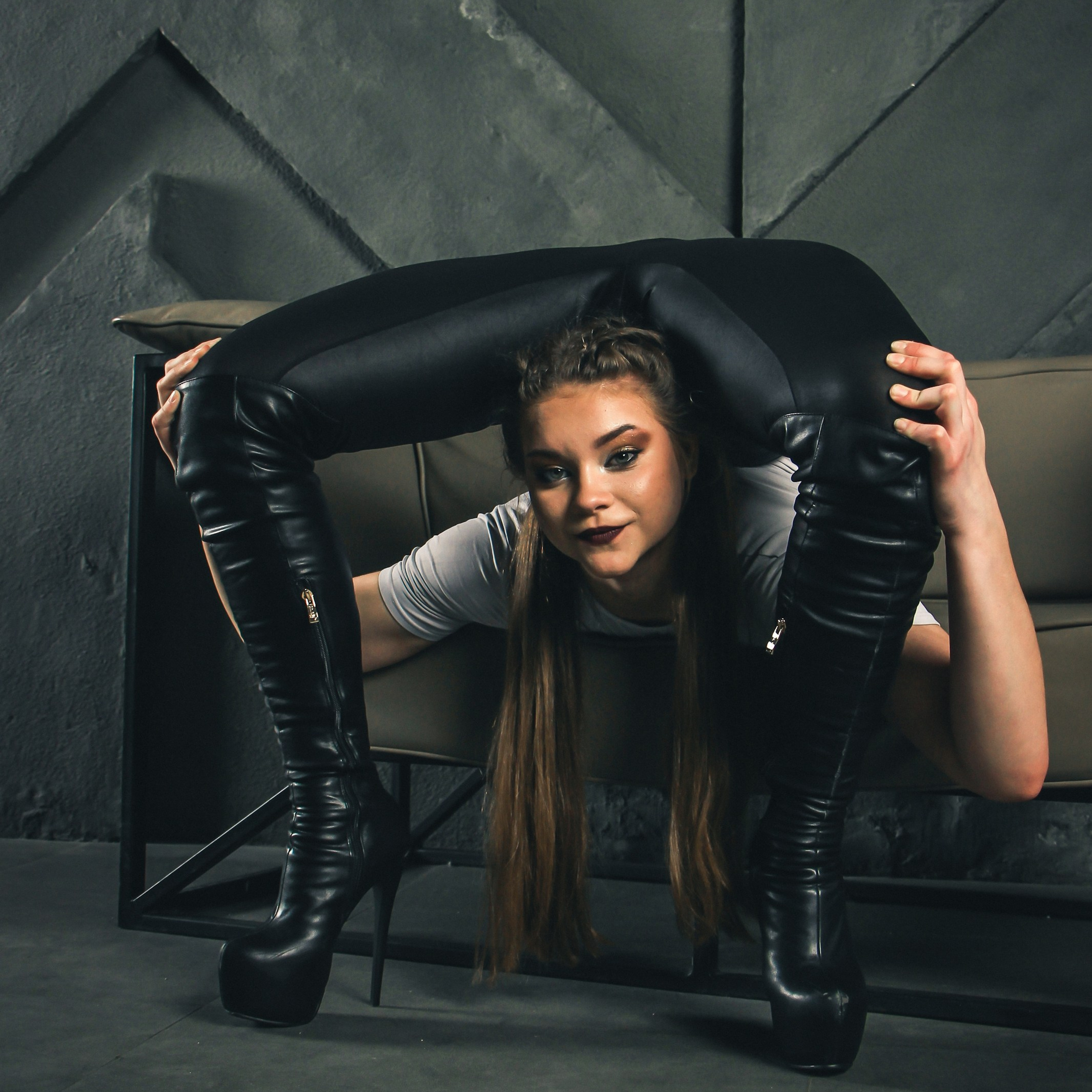 Цирковая 016. Fantastic-Bodies photo performance