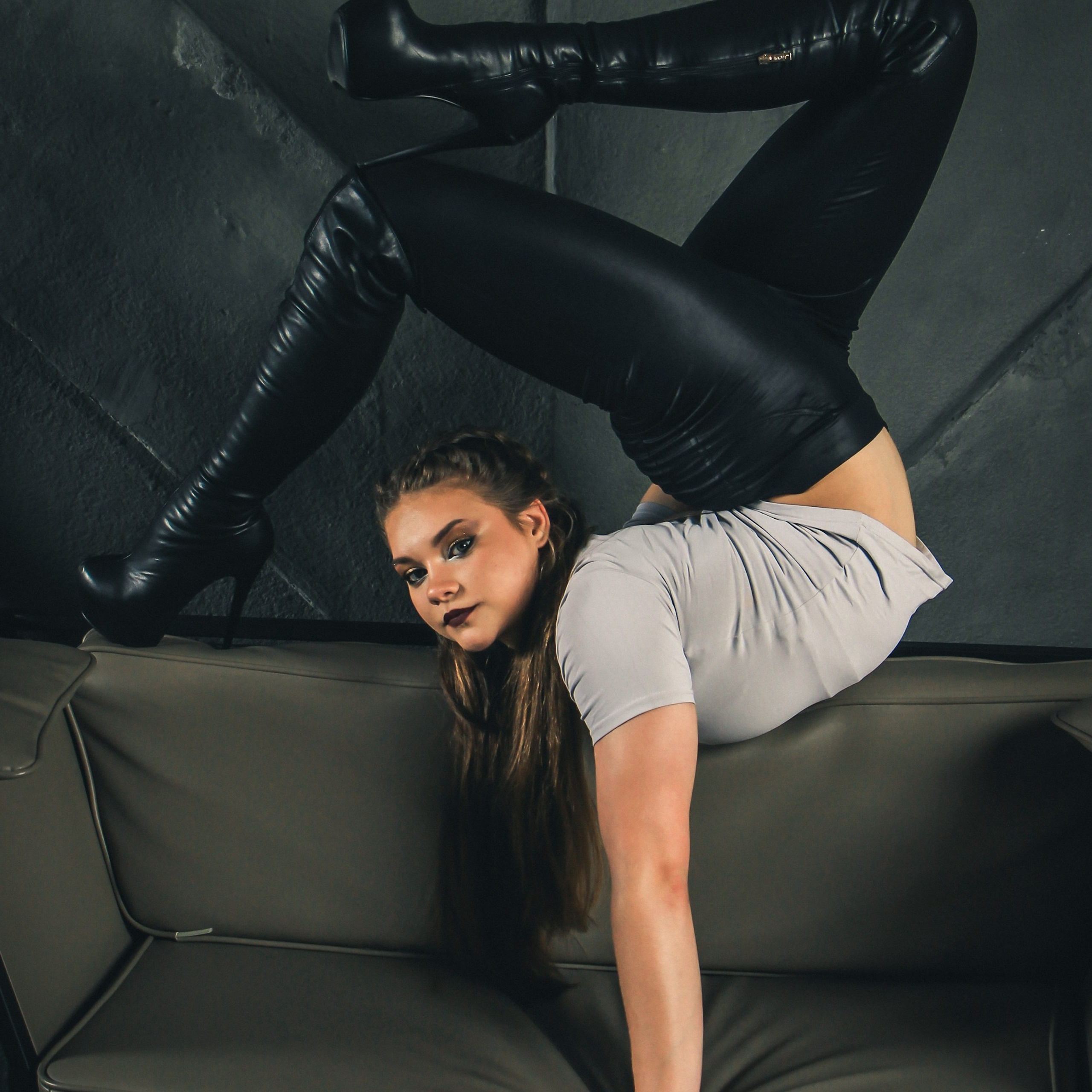 Цирковая 016. Fantastic-Bodies photo performance