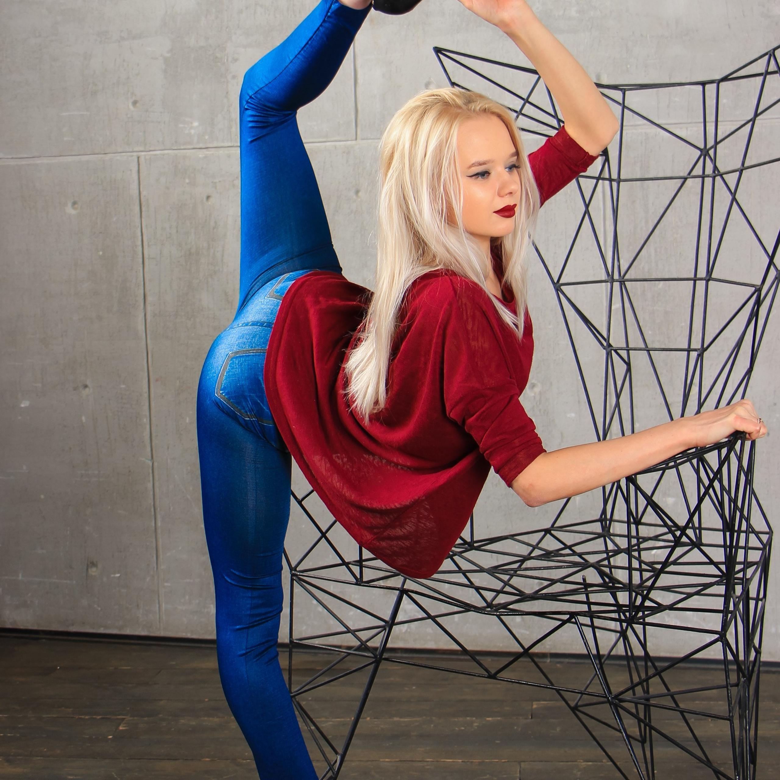 Гимнастка 010. Fantastic-Bodies photo performance