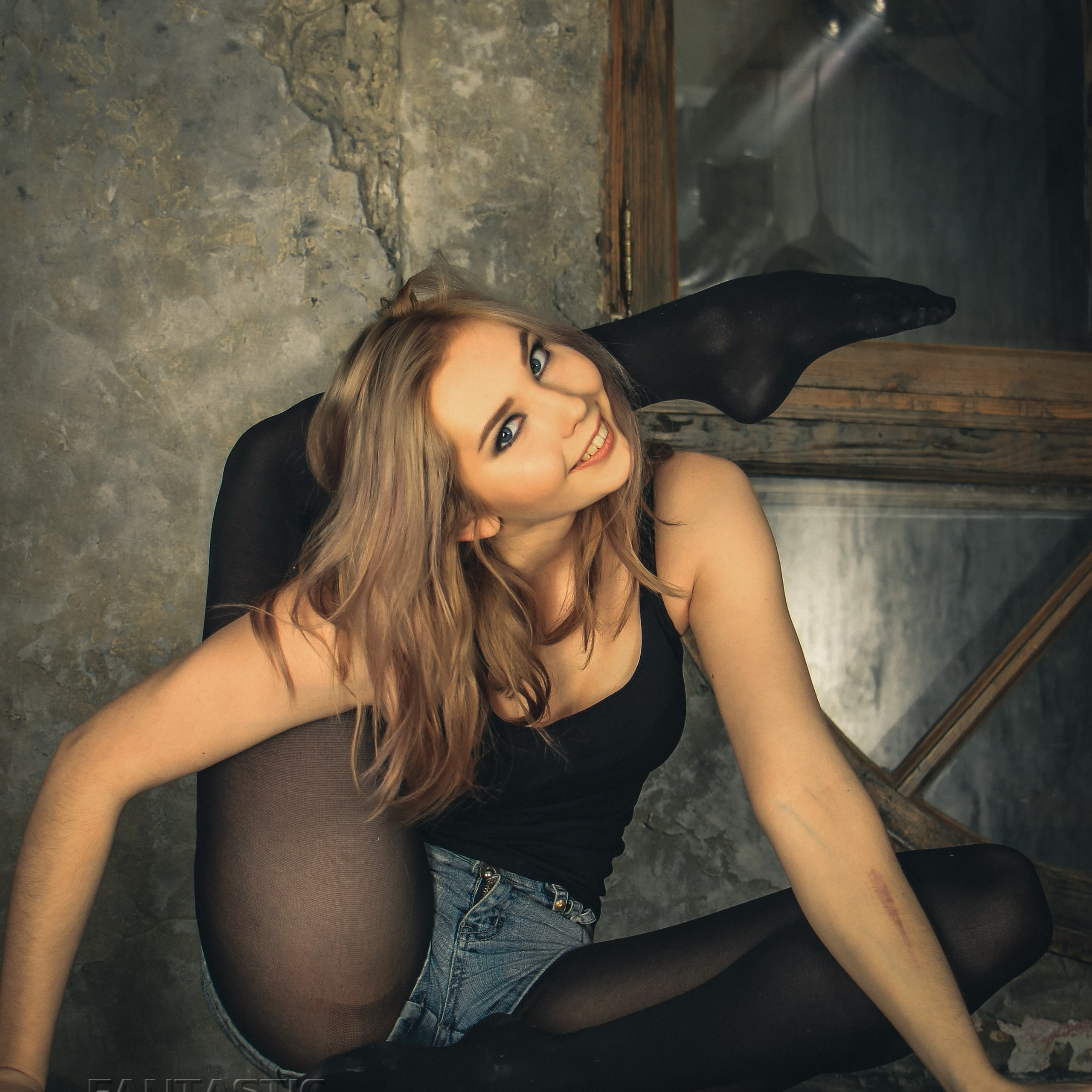 Цирковая 003. Fantastic-Bodies photo performance