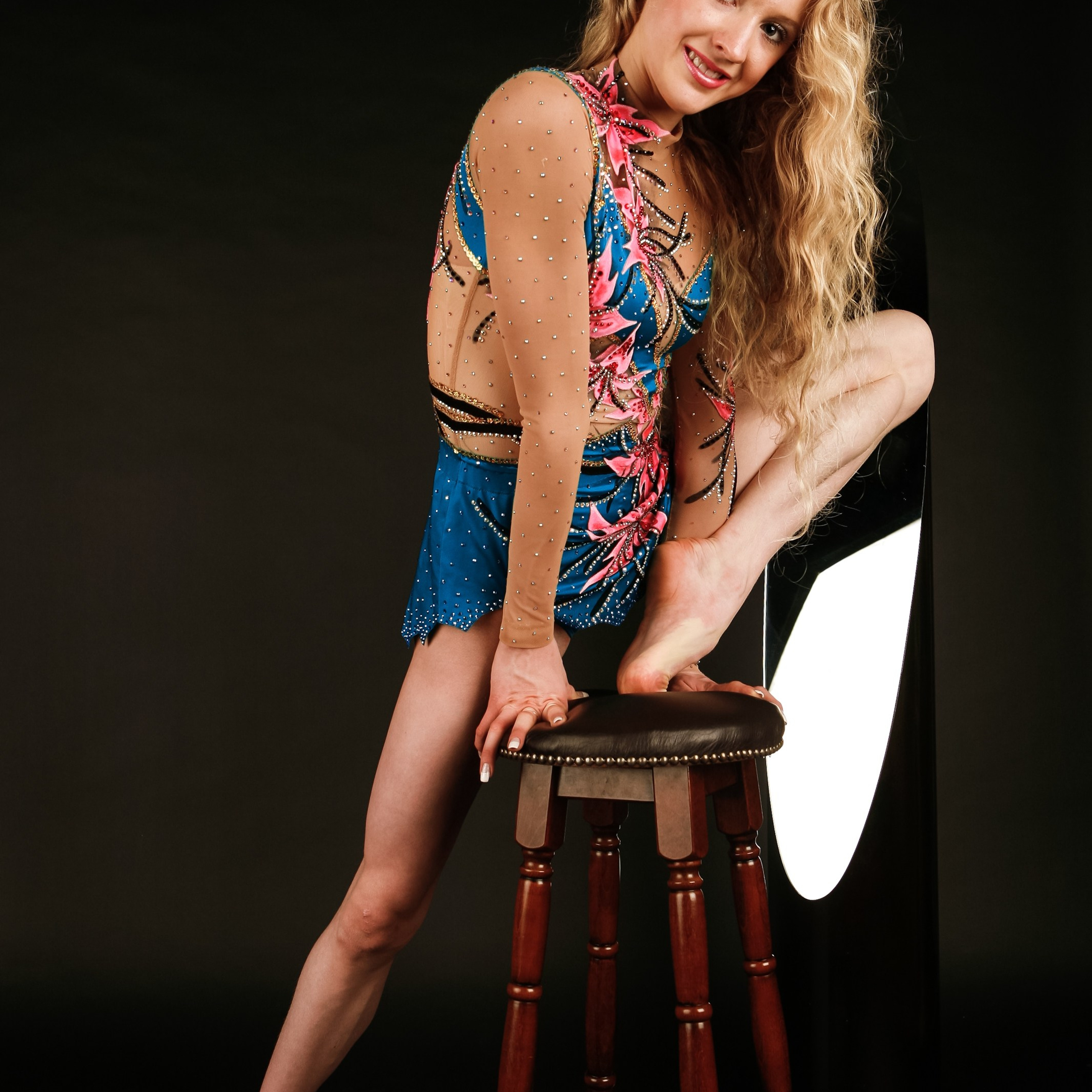 Гимнастка 004. Fantastic-Bodies photo performance