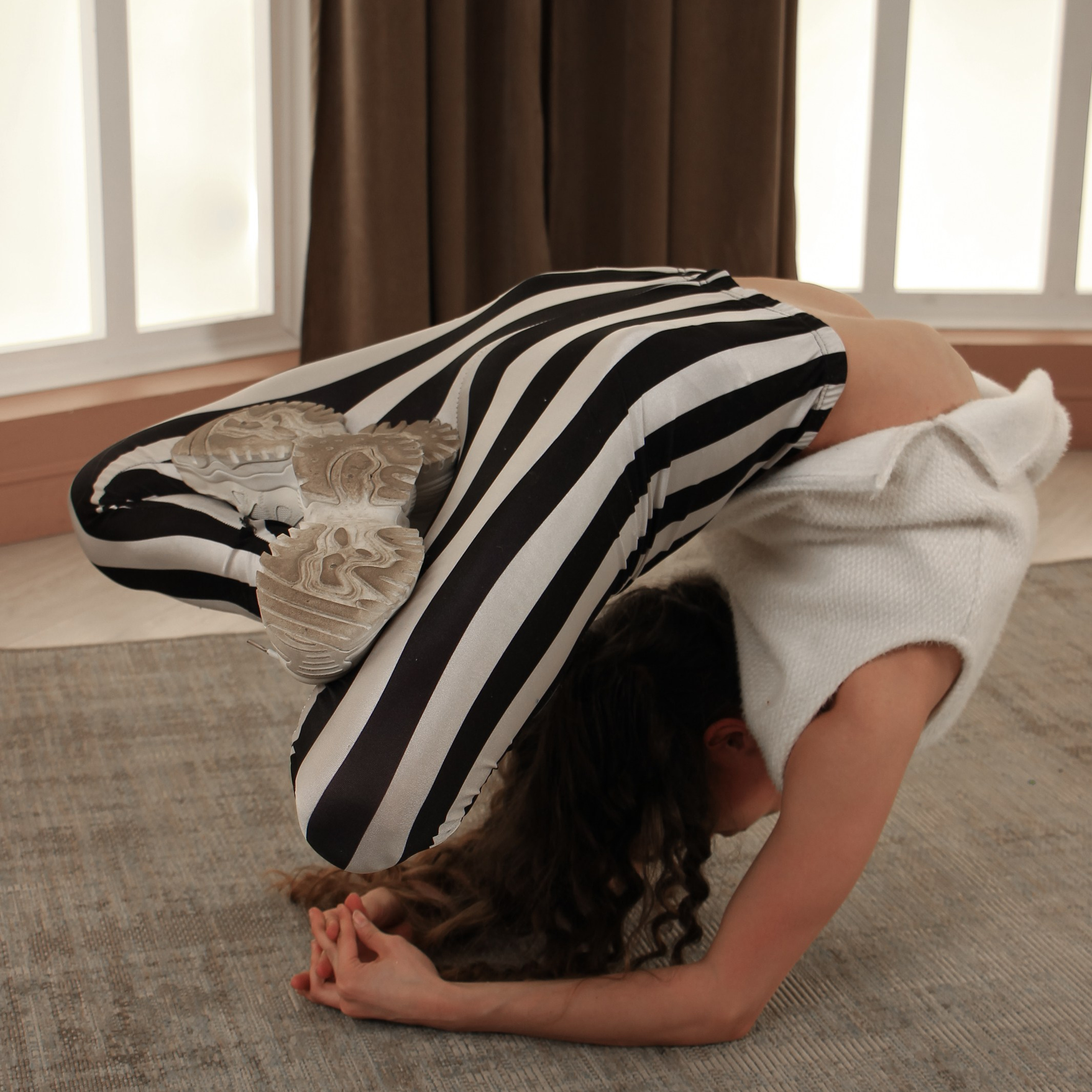 Цирковая 027