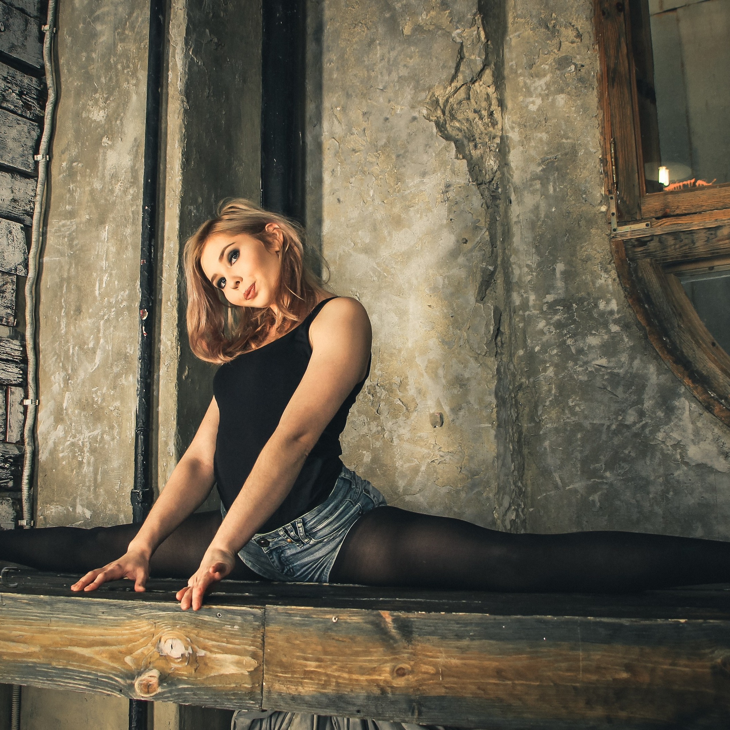 Цирковая 003. Fantastic-Bodies photo performance