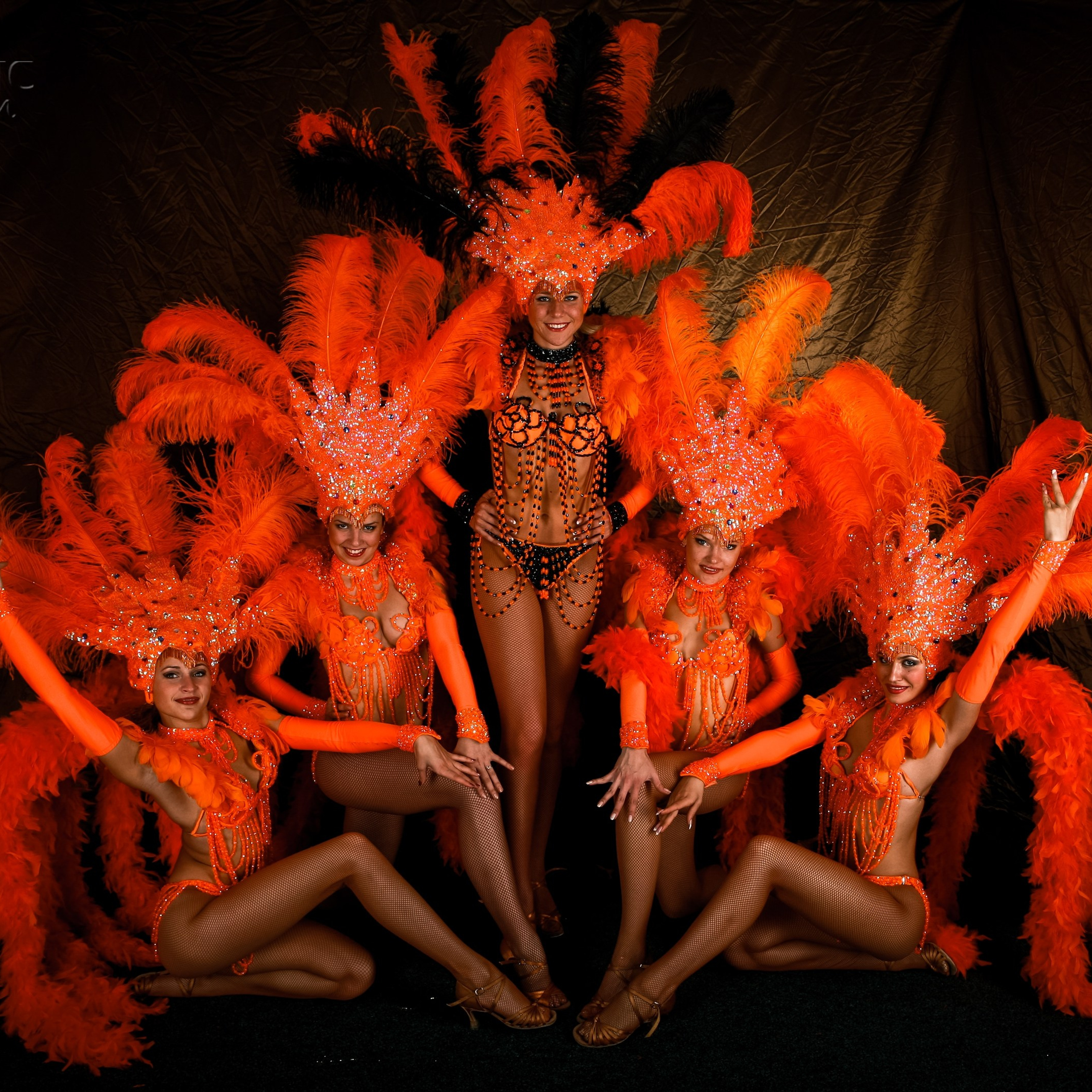 Идеи 01. Fantastic-Bodies photo performance