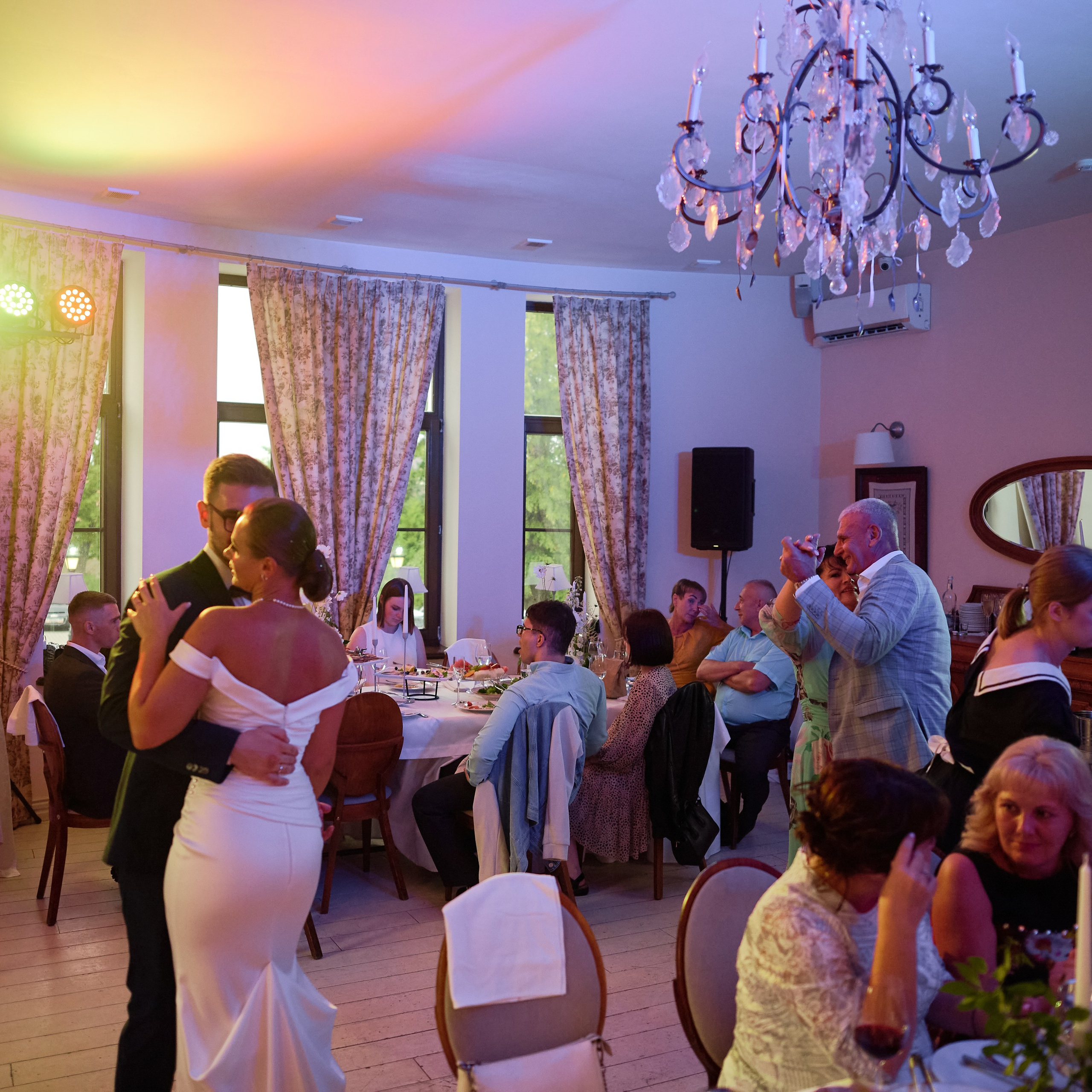 Дмитрий и Полина. Свадебный фотограф Маро Чихладзе в Калининграде