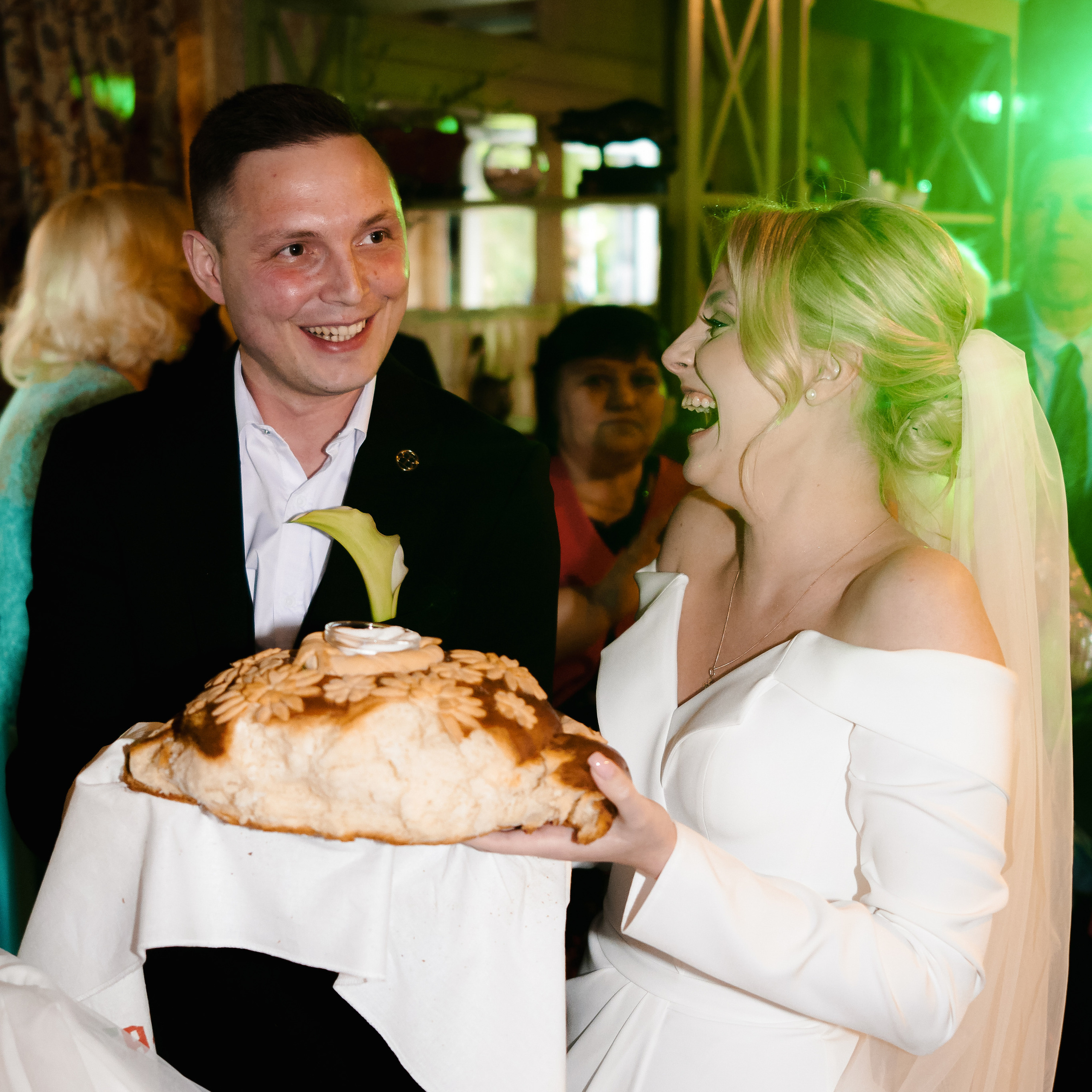 Святослав и Арина. Свадебный фотограф Маро Чихладзе в Калининграде