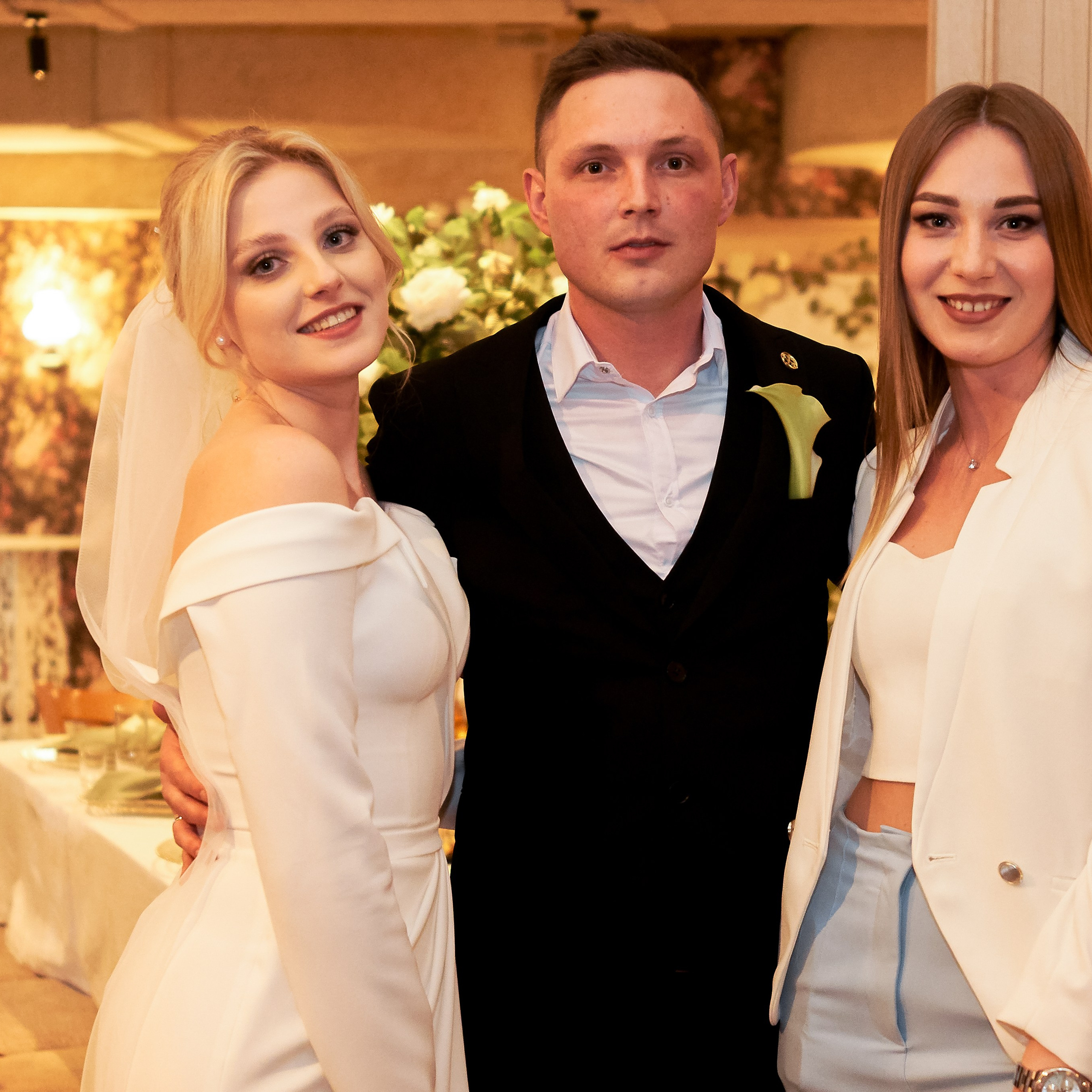 Святослав и Арина. Свадебный фотограф Маро Чихладзе в Калининграде