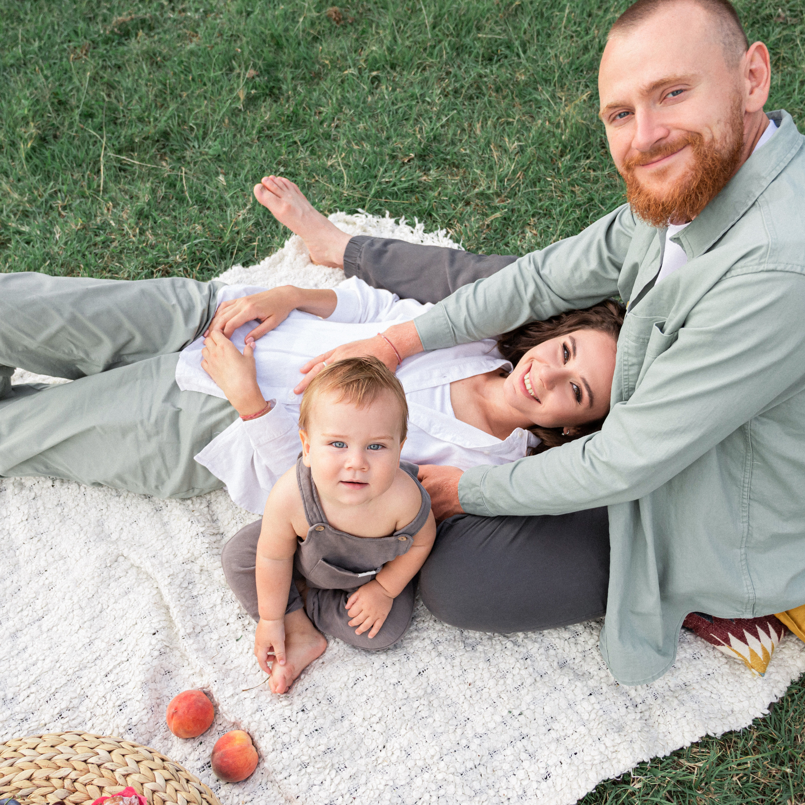 Андрей, Анжелика и маленький Лука. Свадебный фотограф в Краснодарском крае