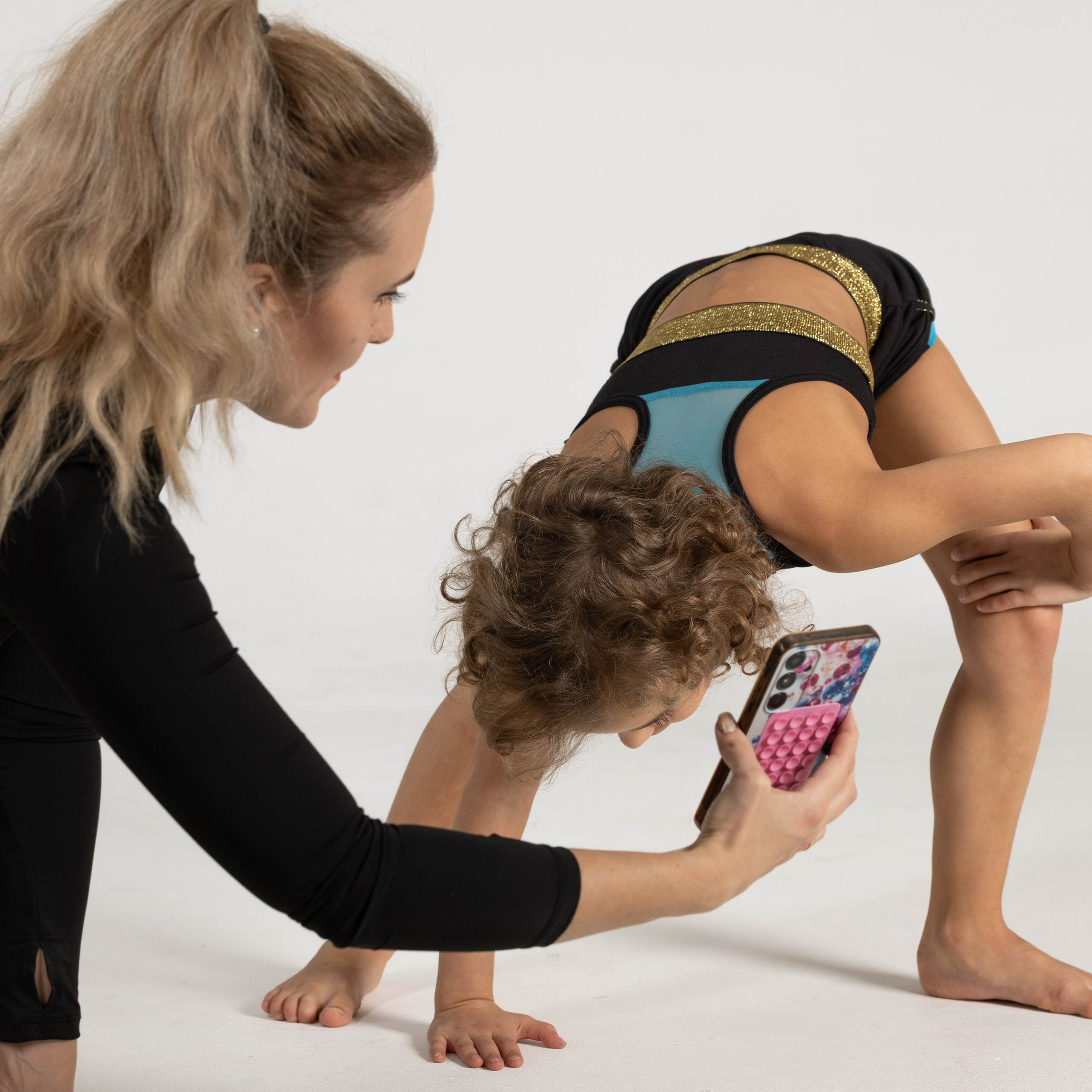 Фотосессия гимнастики в фотостудии в Москве