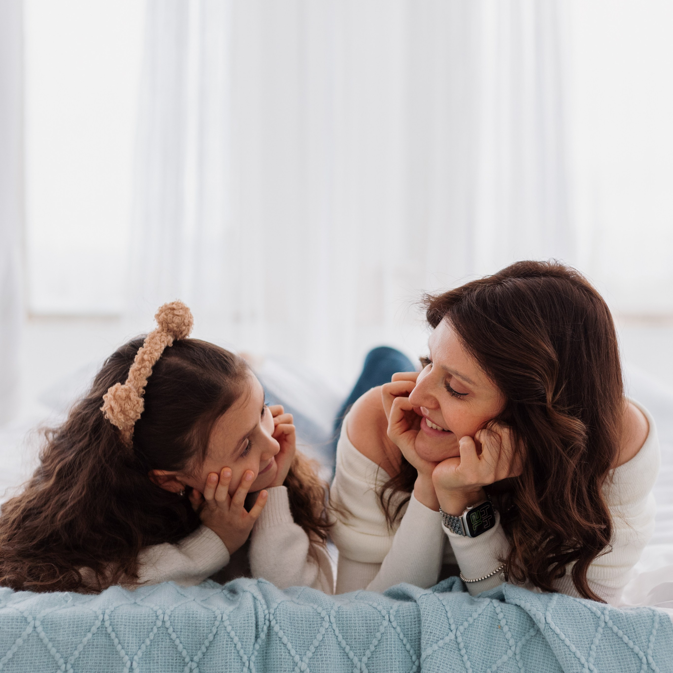 Женя и София