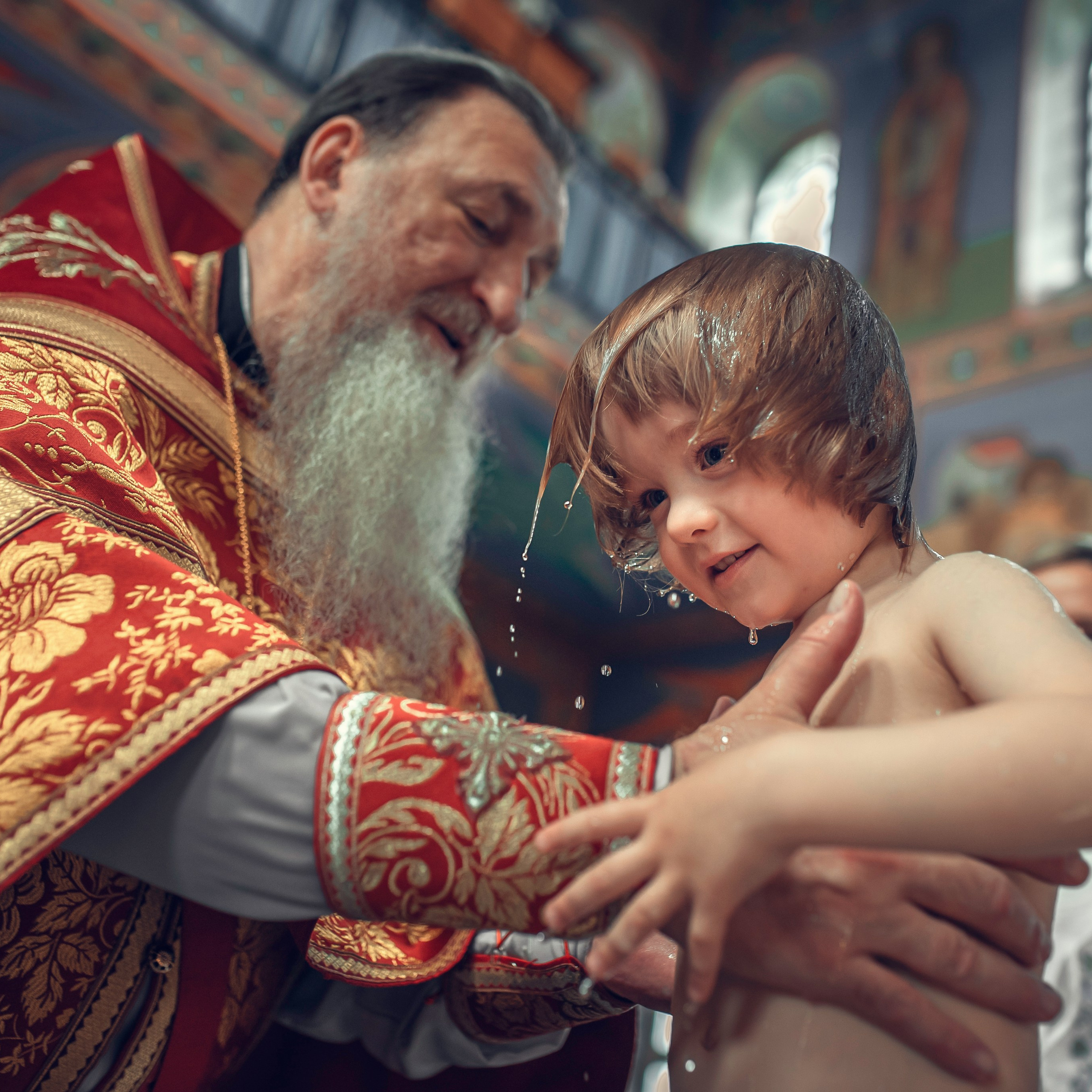 Крещение Никодимоса, Серафима и Алисы