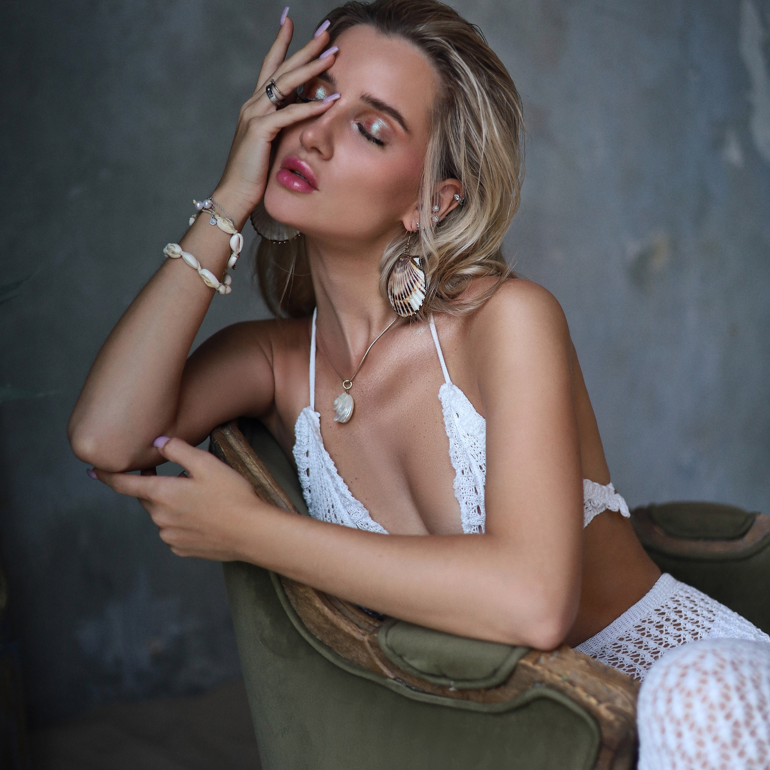 Женский портрет. Главная