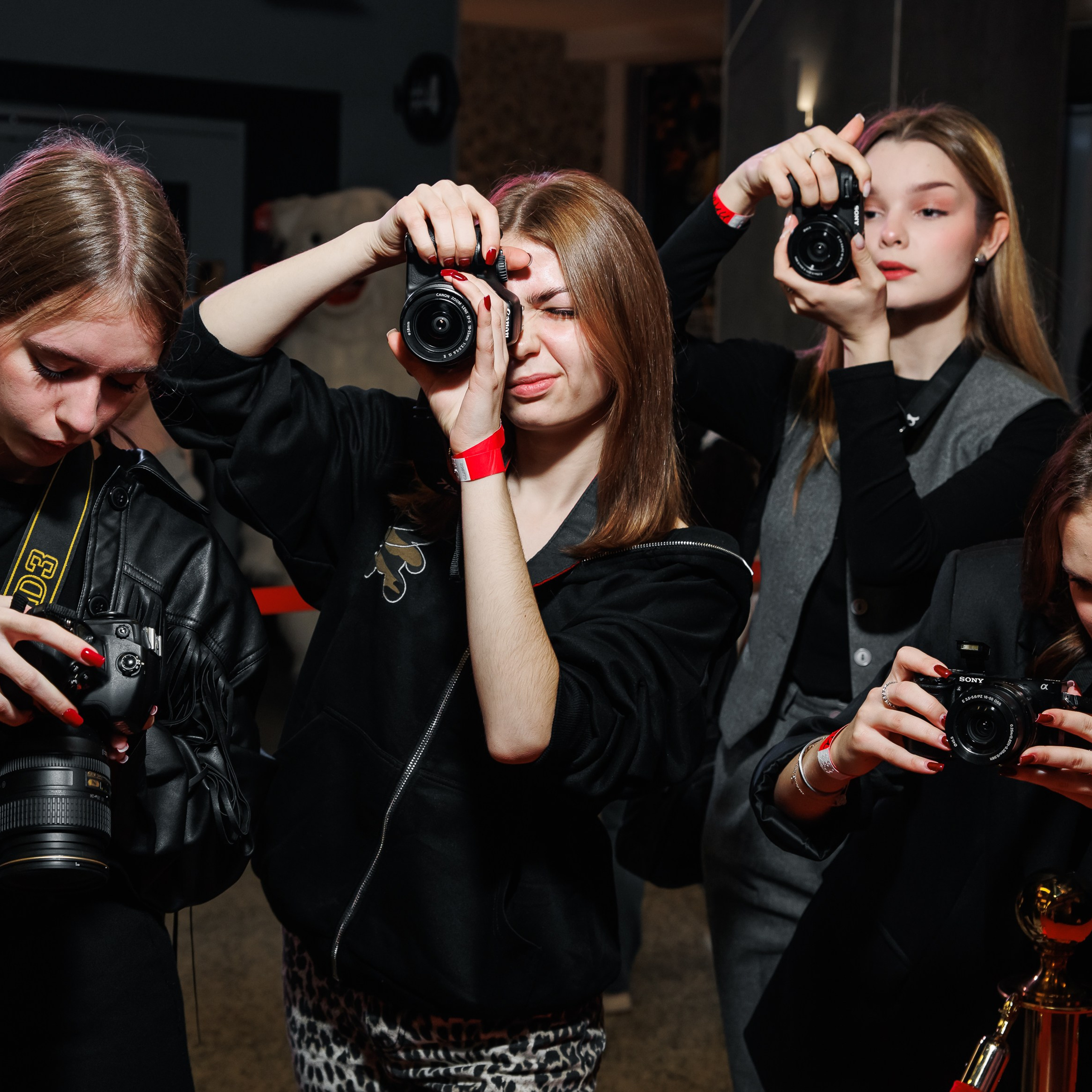 Закрытый показ Шоу. Репортажный фотограф. Москва. Алина Ланская