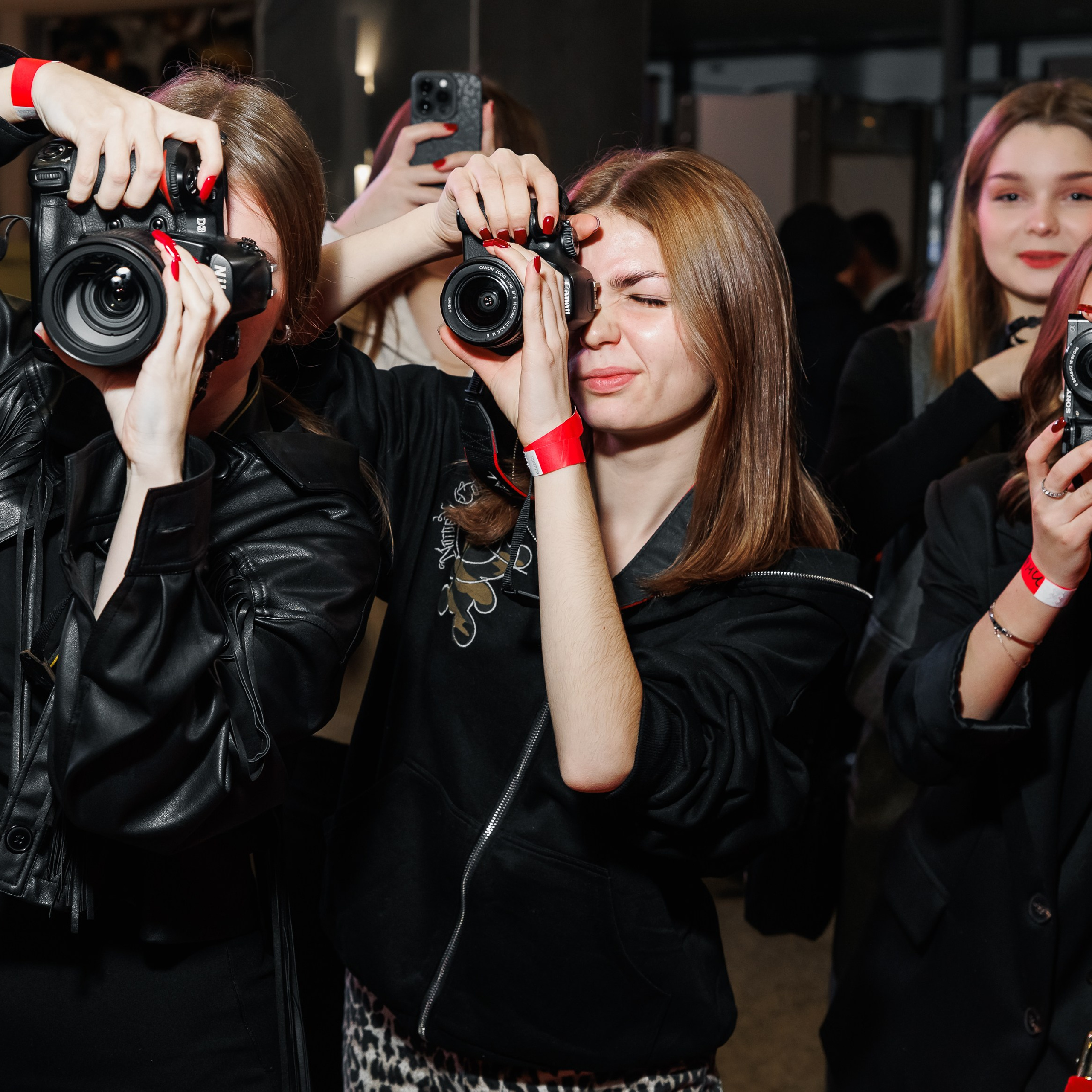 Закрытый показ Шоу. Репортажный фотограф. Москва. Алина Ланская