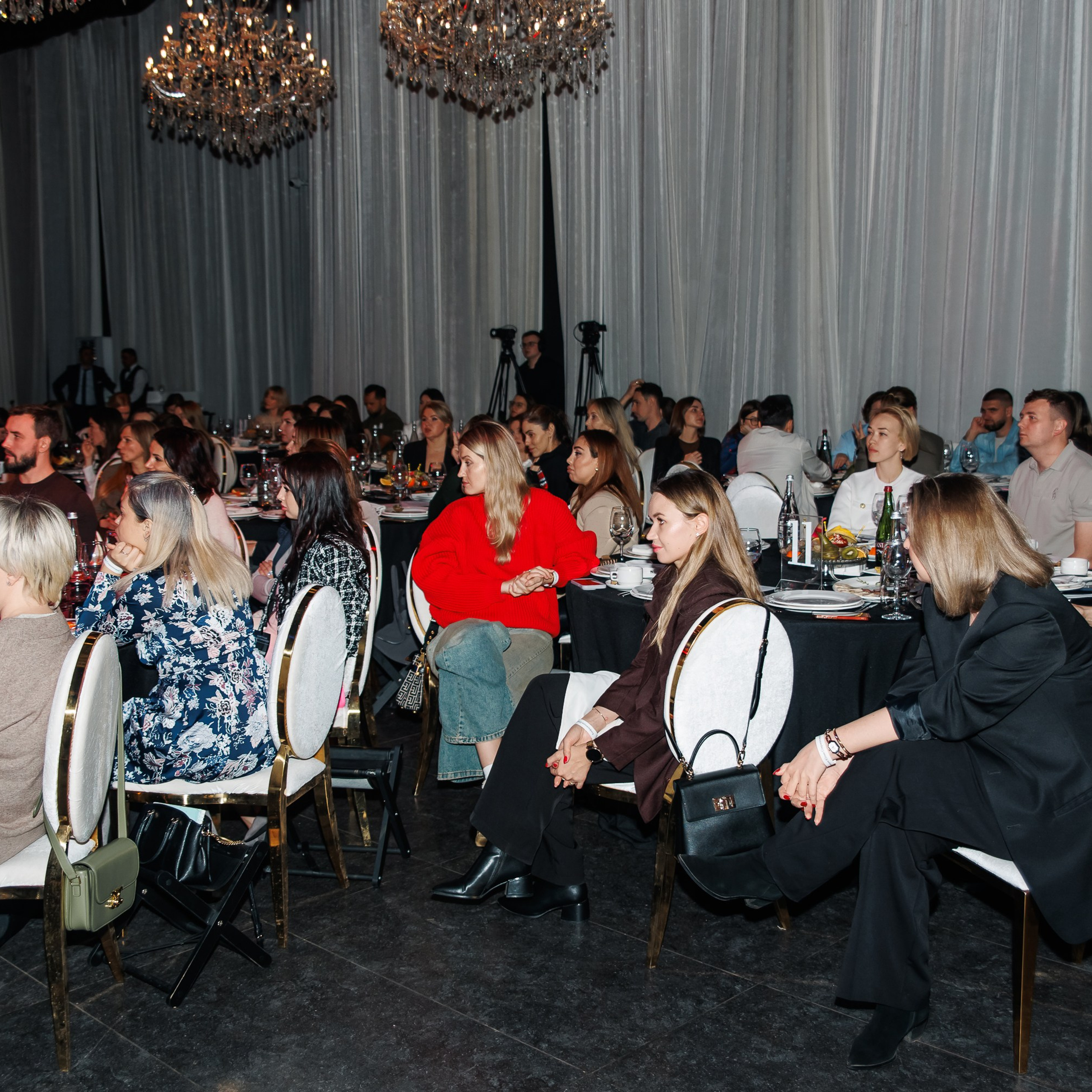 Конференция. Репортажный фотограф. Москва. Алина Ланская