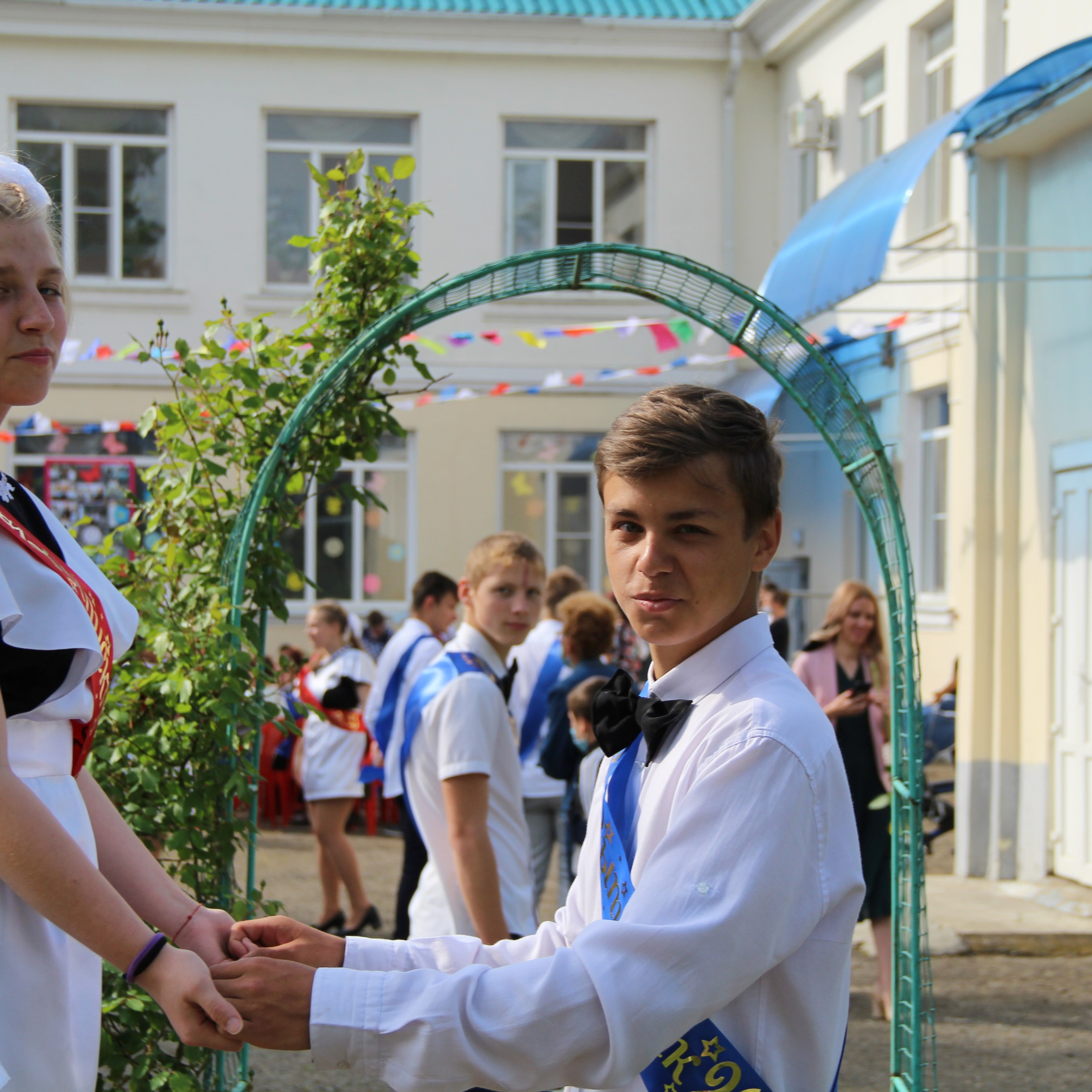 История первого альбома