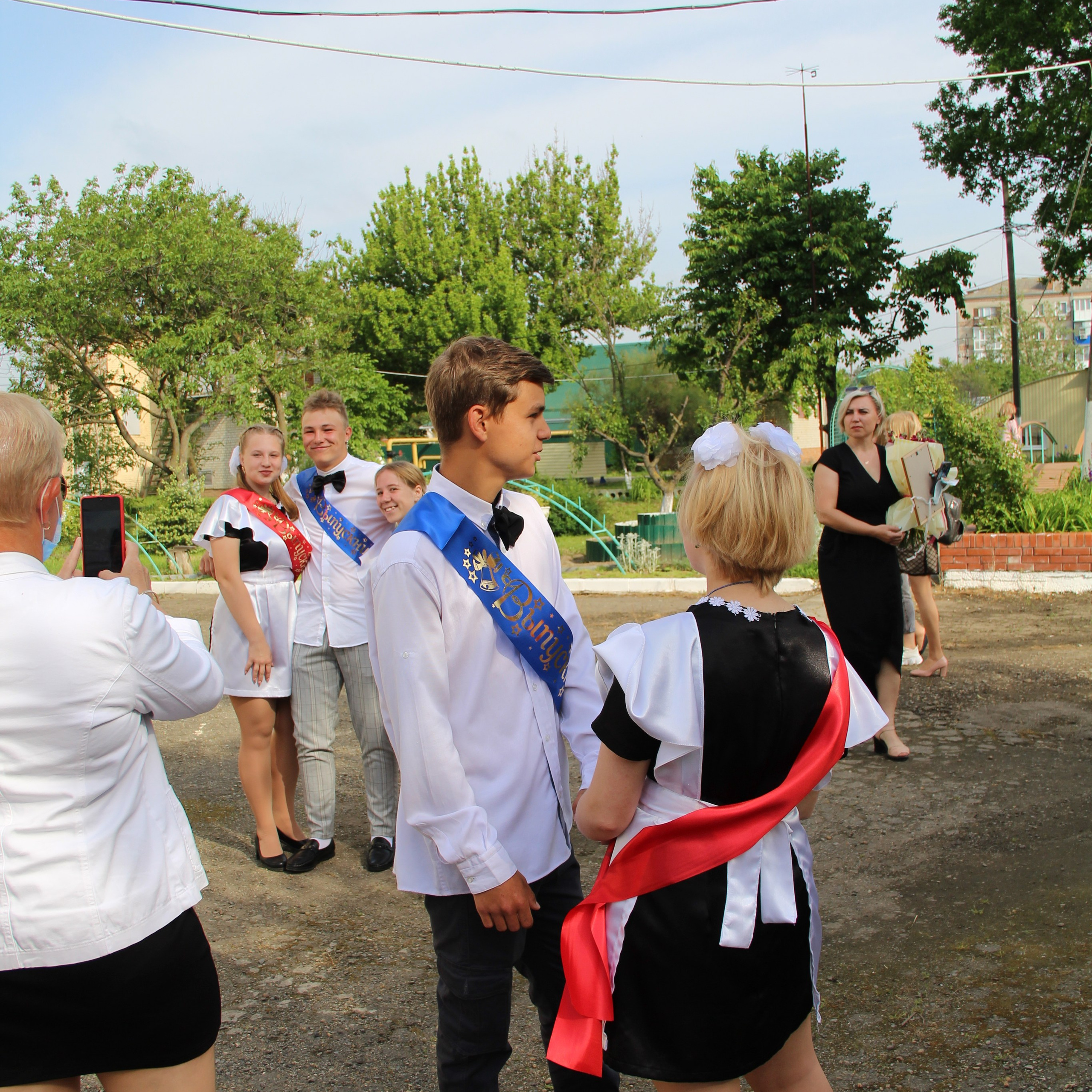 История первого альбома