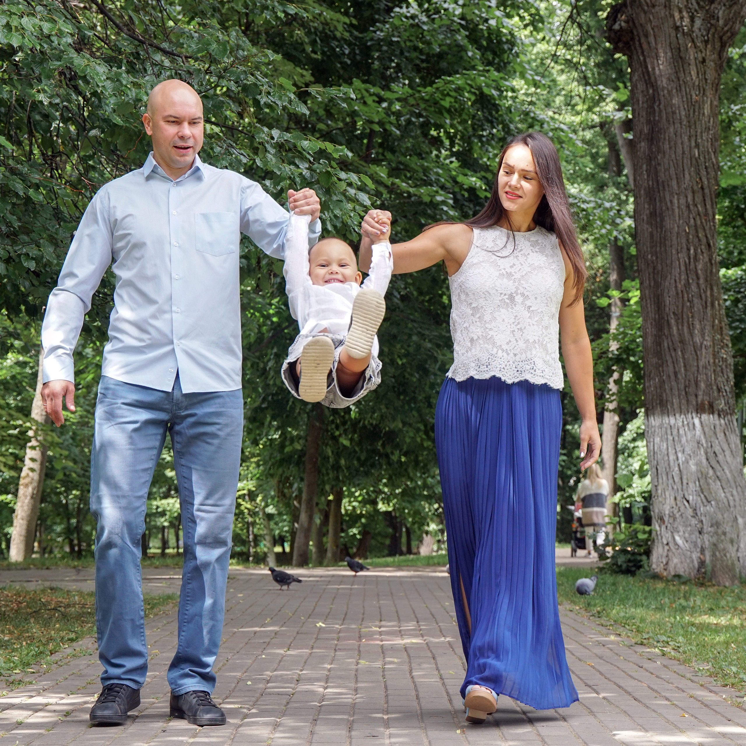 Семейная фотосессия на прогулке в Белкинском парке г. Обнинска