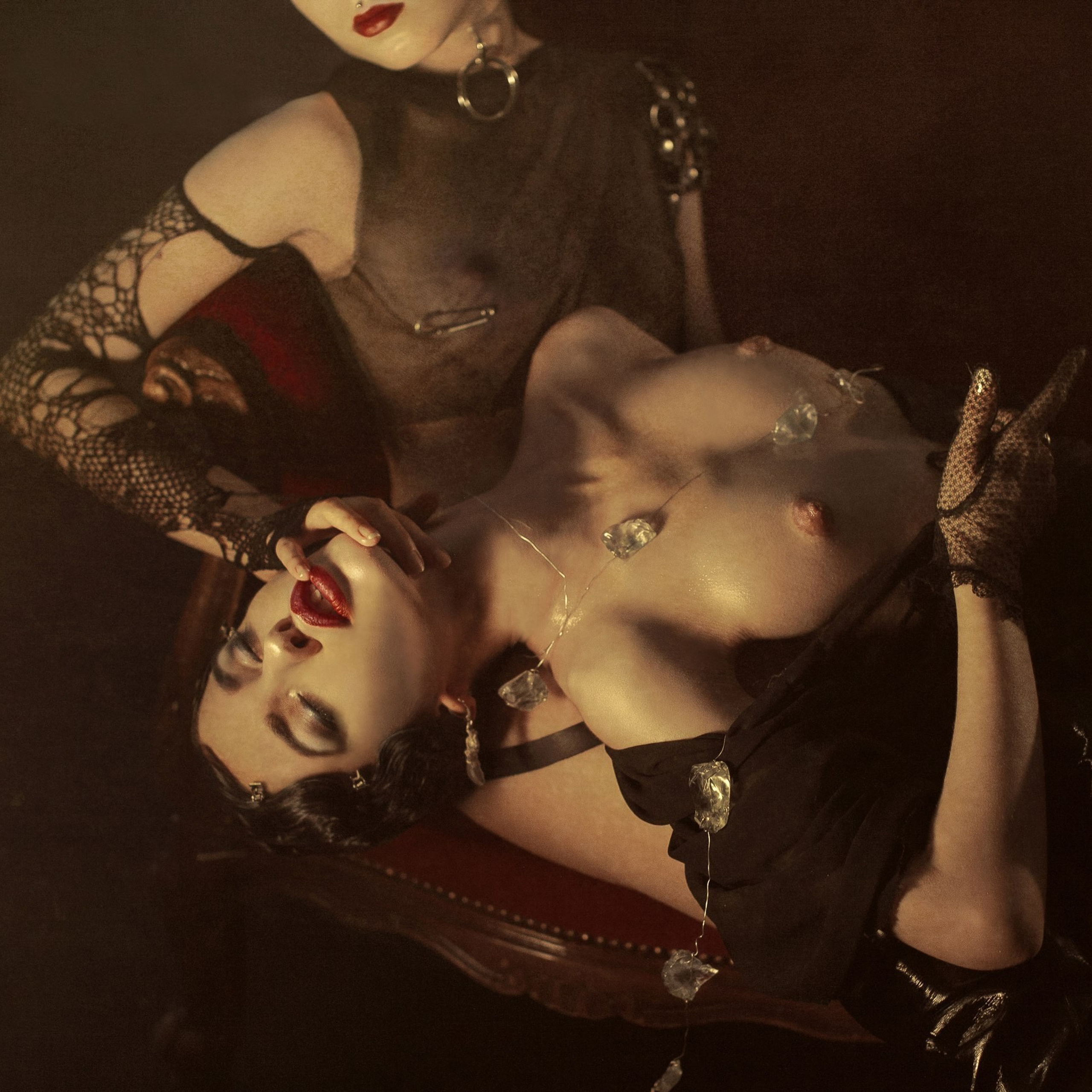 - фотосессии в эксклюзивных образах в  СПб и Москве. Фотограф Облако Александра