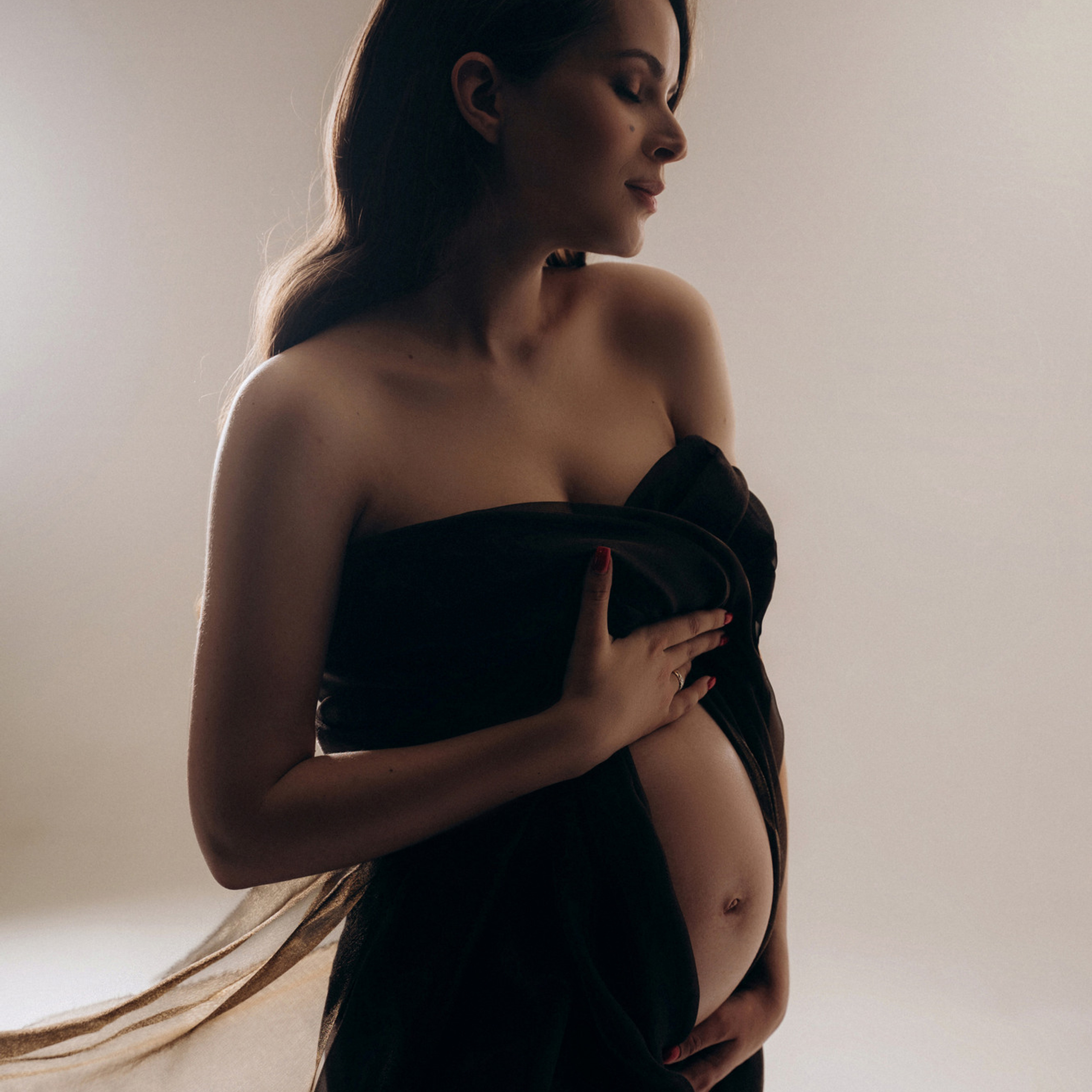 Фотосессия беременной в студии под ключ СПб