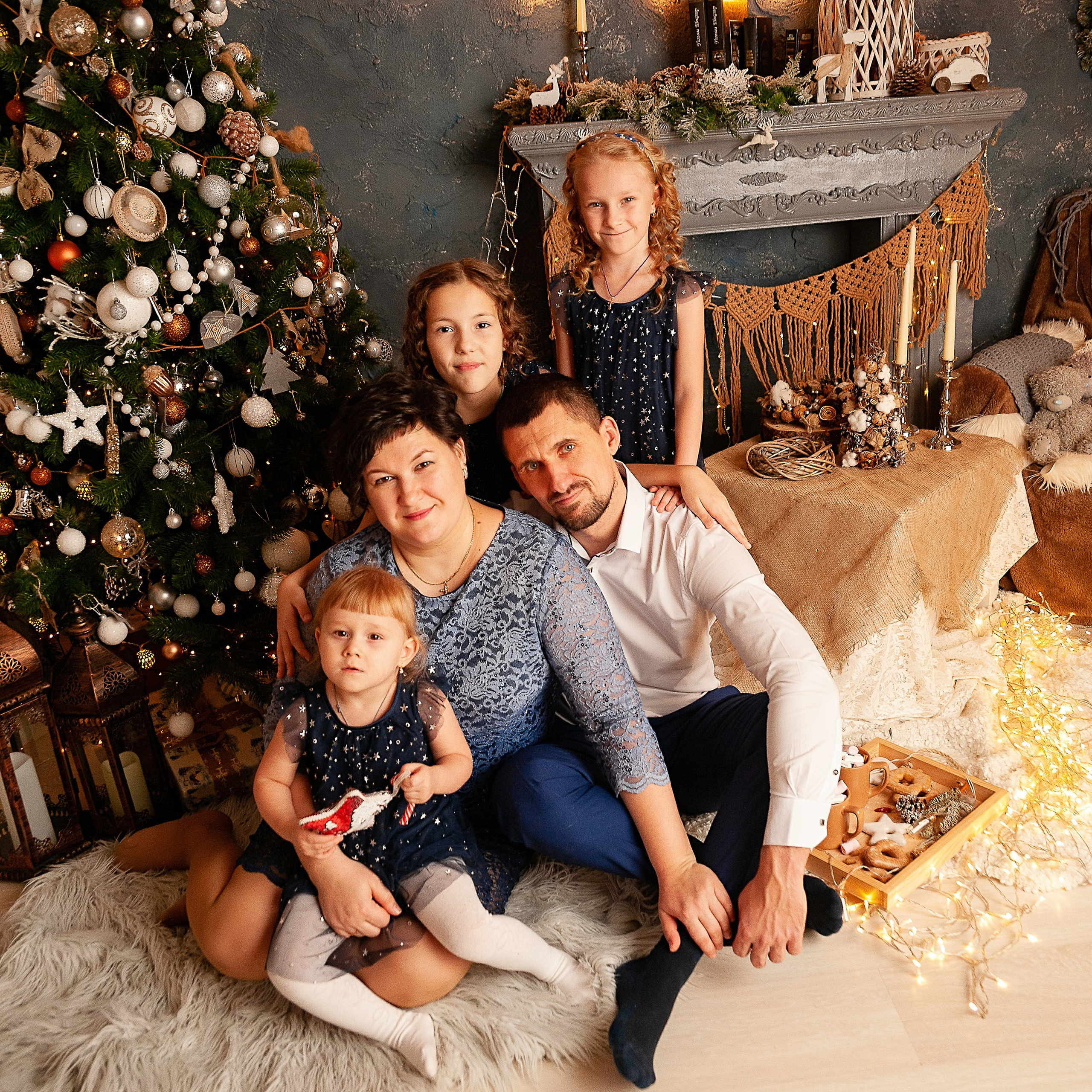 Семейная фотосессия в студии Леси Бельман