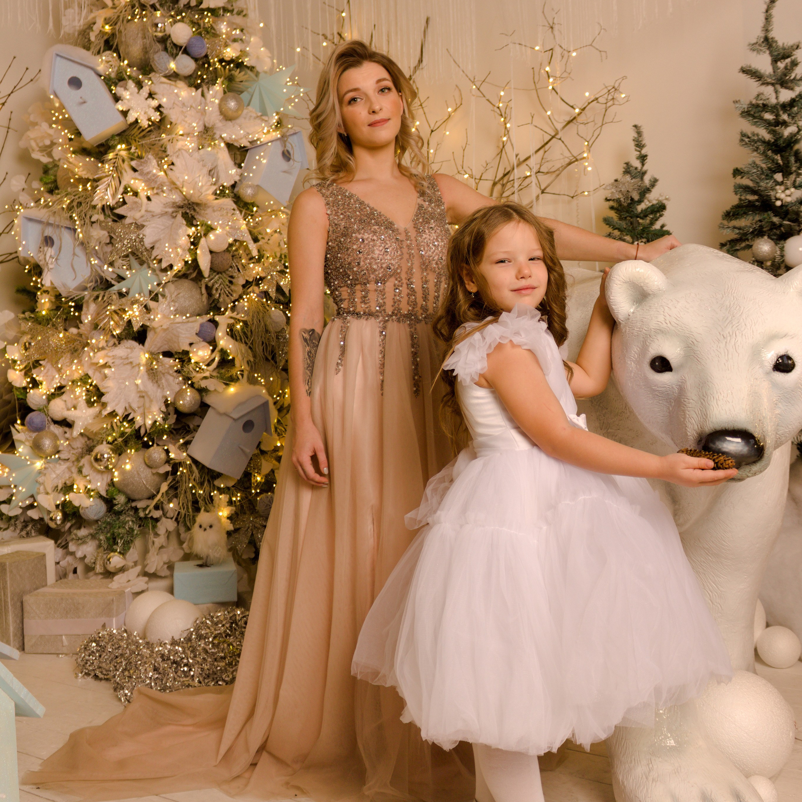 Новогодняя