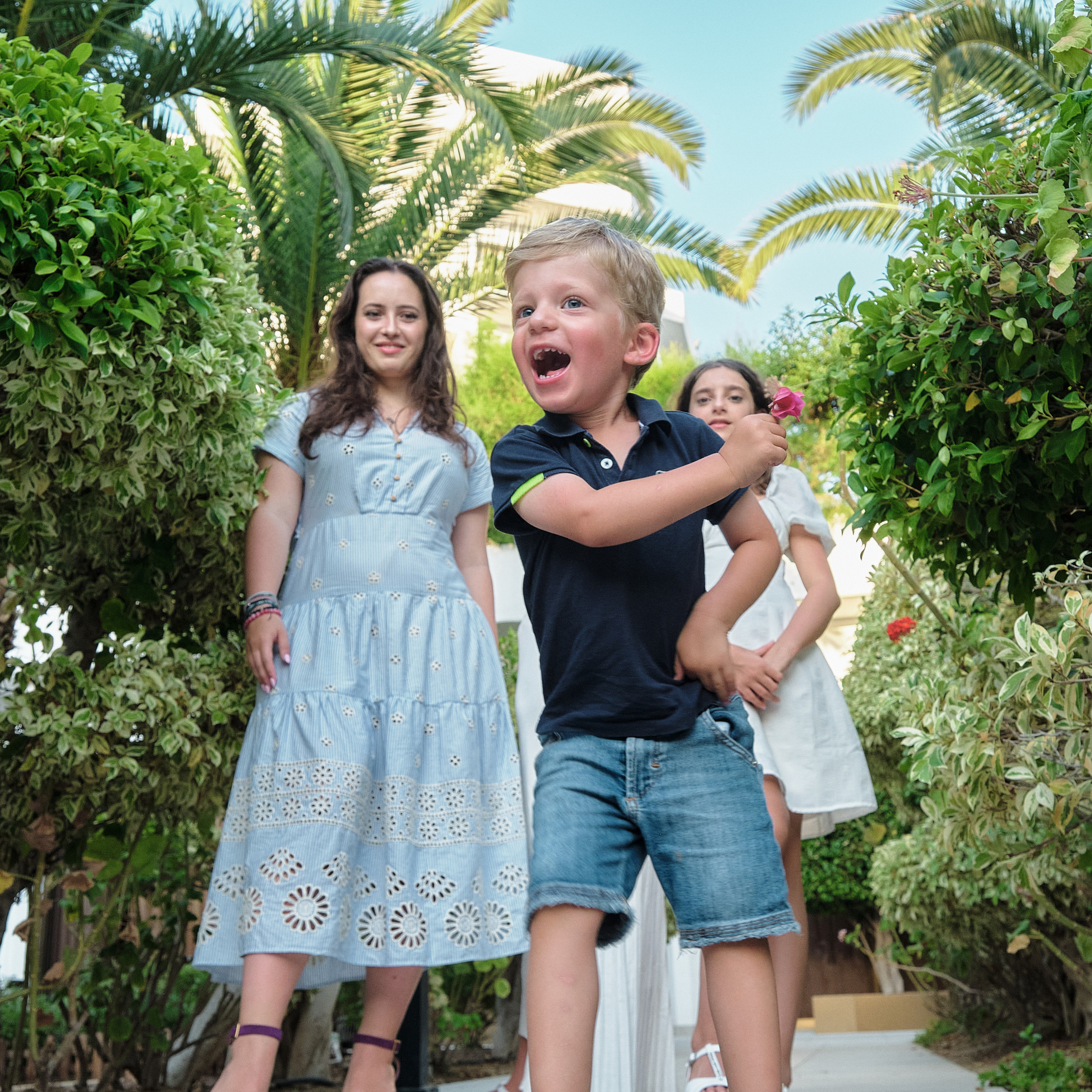 Reviews. Aleksandr Kobtsev